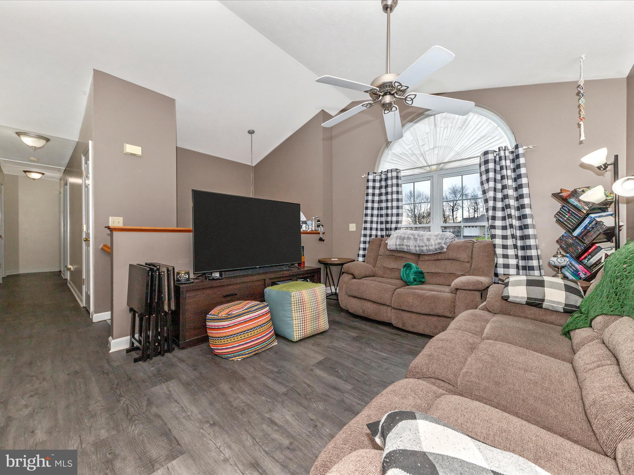 FOREST HEIGHTS - Residential