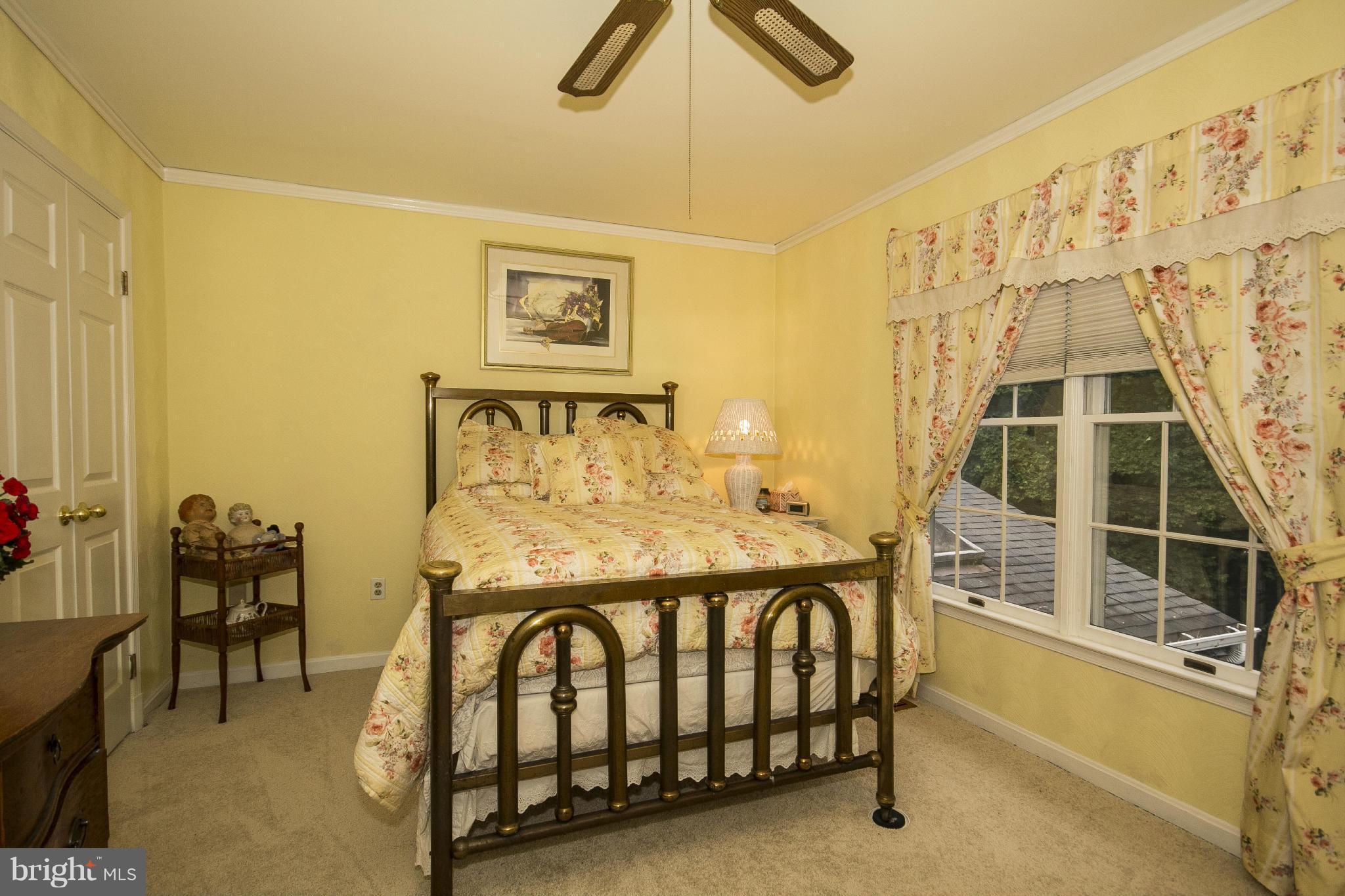 VILLAGE OF HICKORY RIDGE - Residential