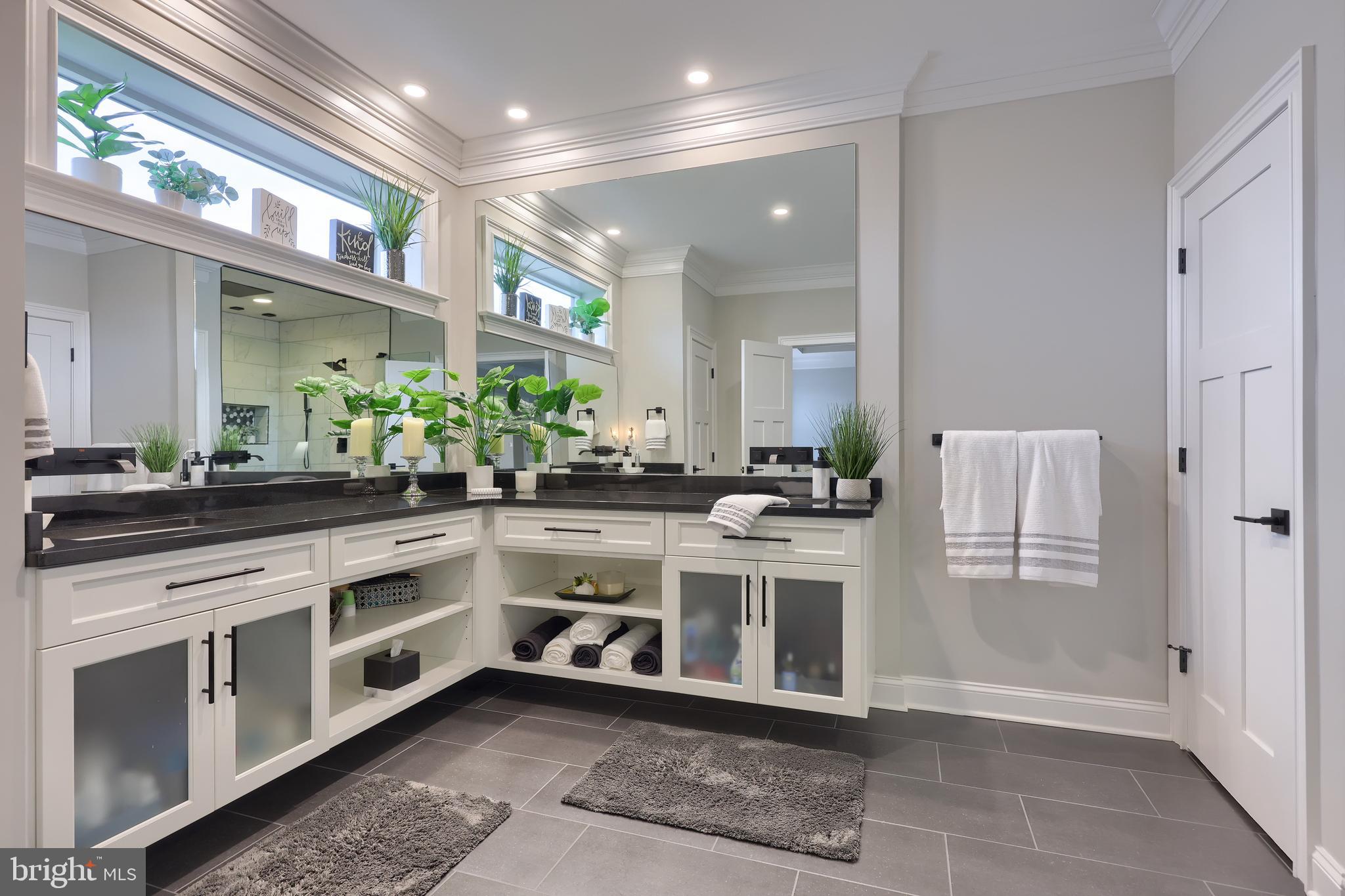 STONEHENGE RESERVE - Residential