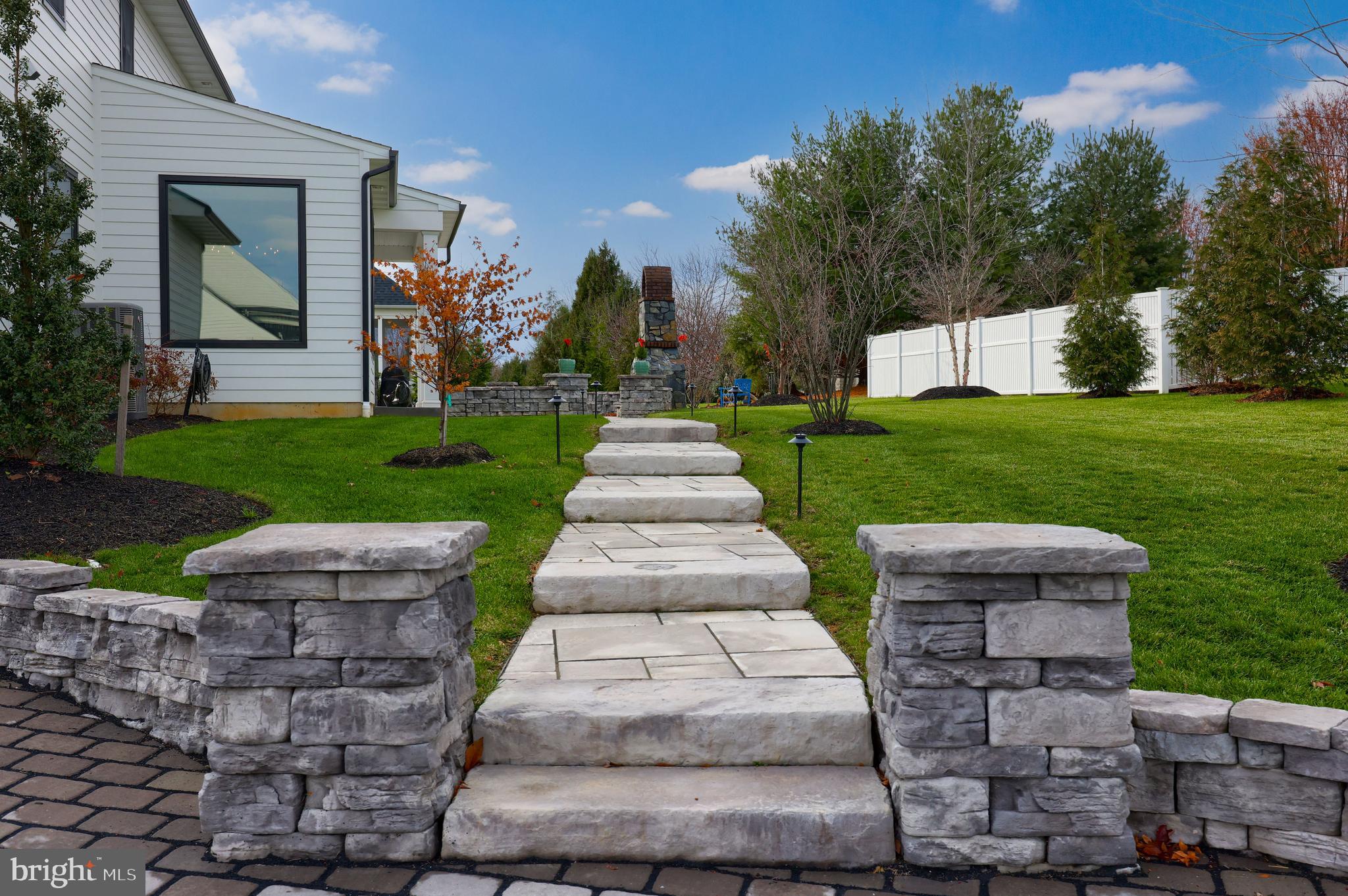 STONEHENGE RESERVE - Residential