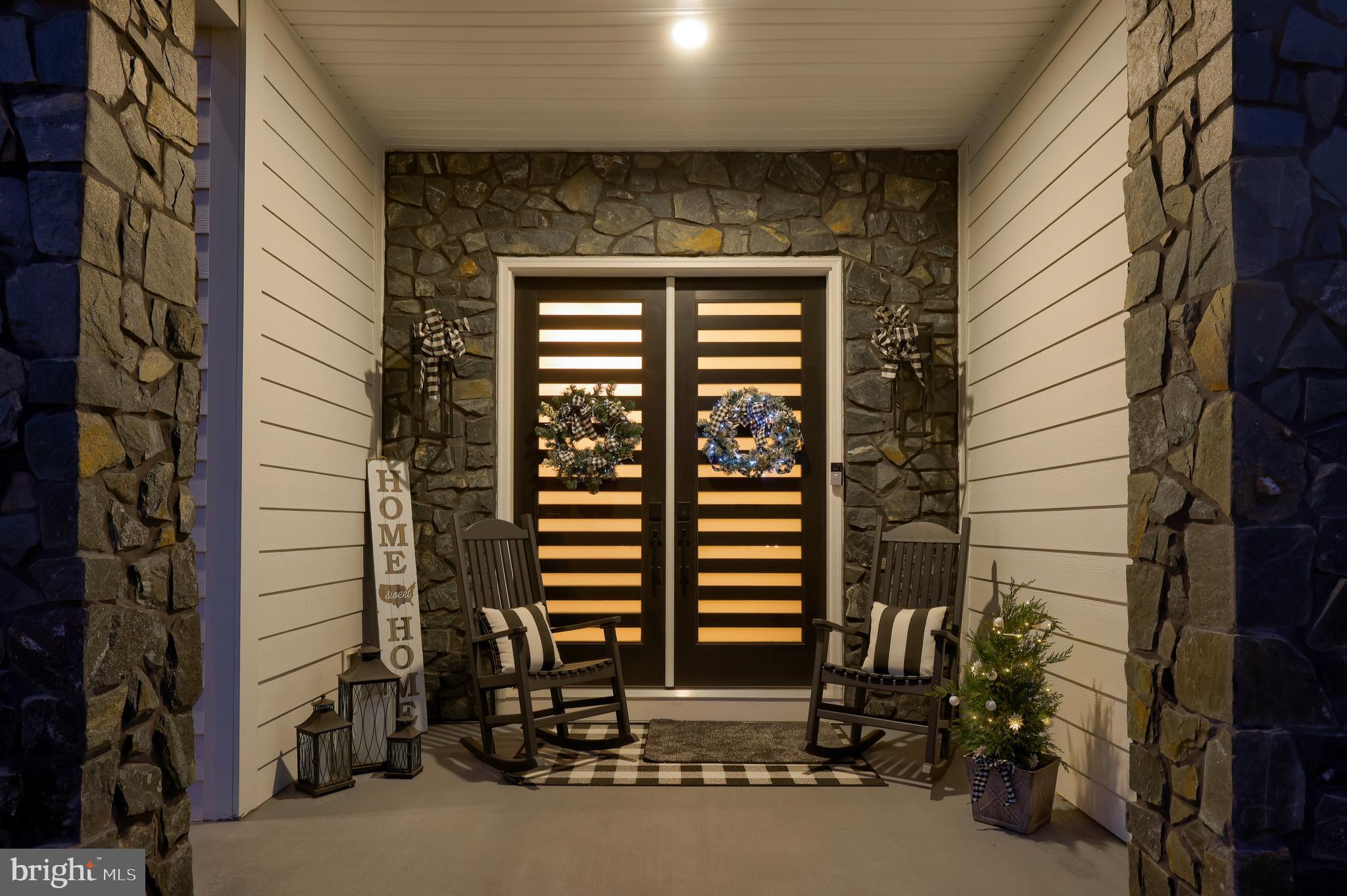 STONEHENGE RESERVE - Residential