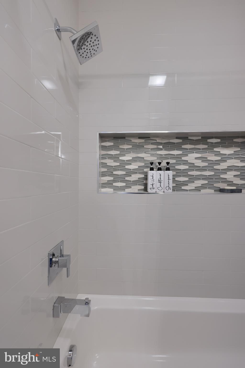 STONEHENGE RESERVE - Residential