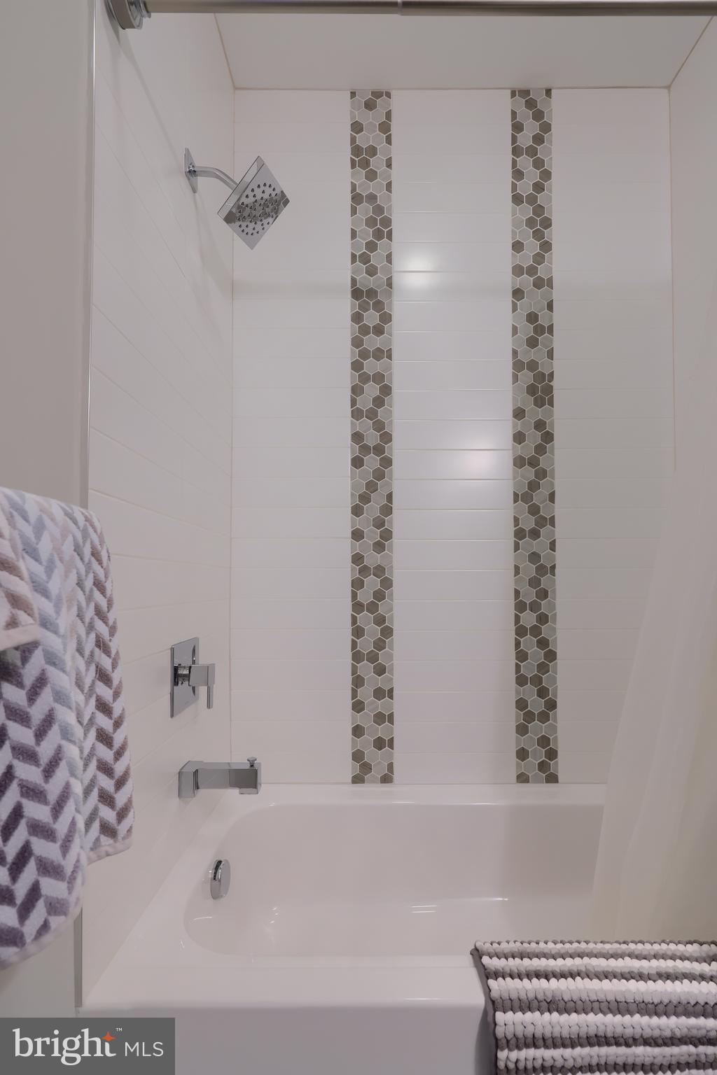 STONEHENGE RESERVE - Residential