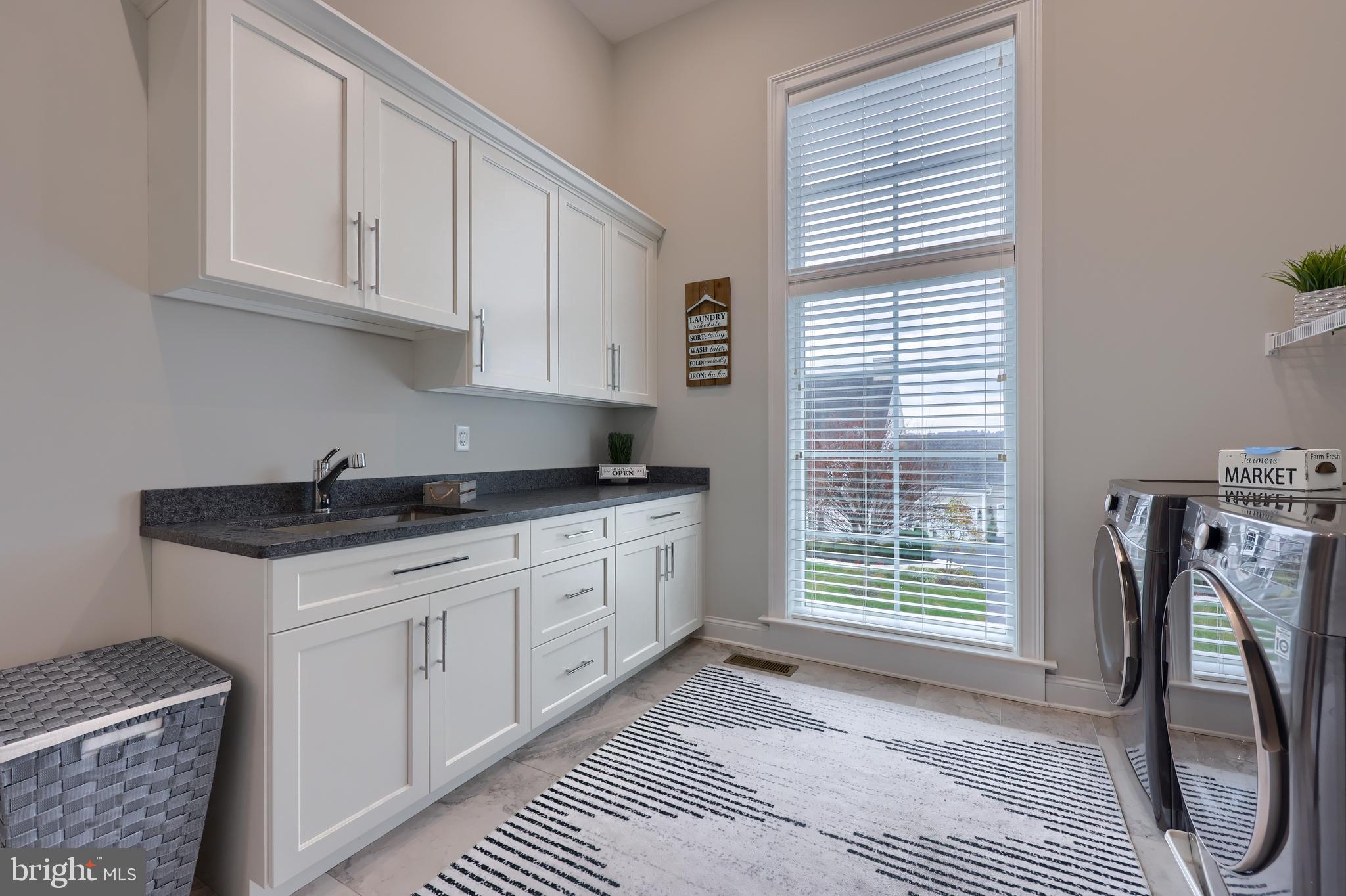 STONEHENGE RESERVE - Residential