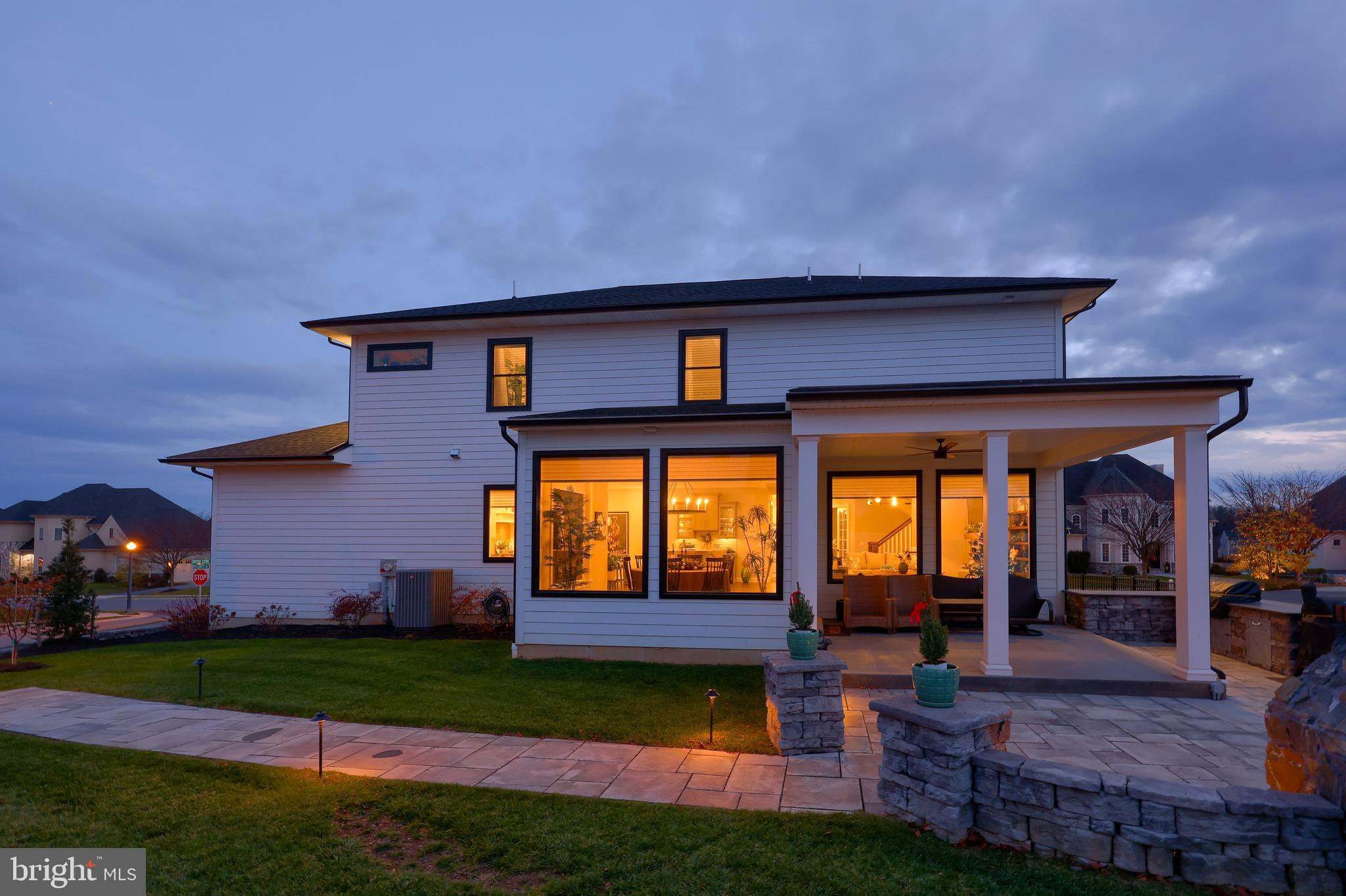 STONEHENGE RESERVE - Residential