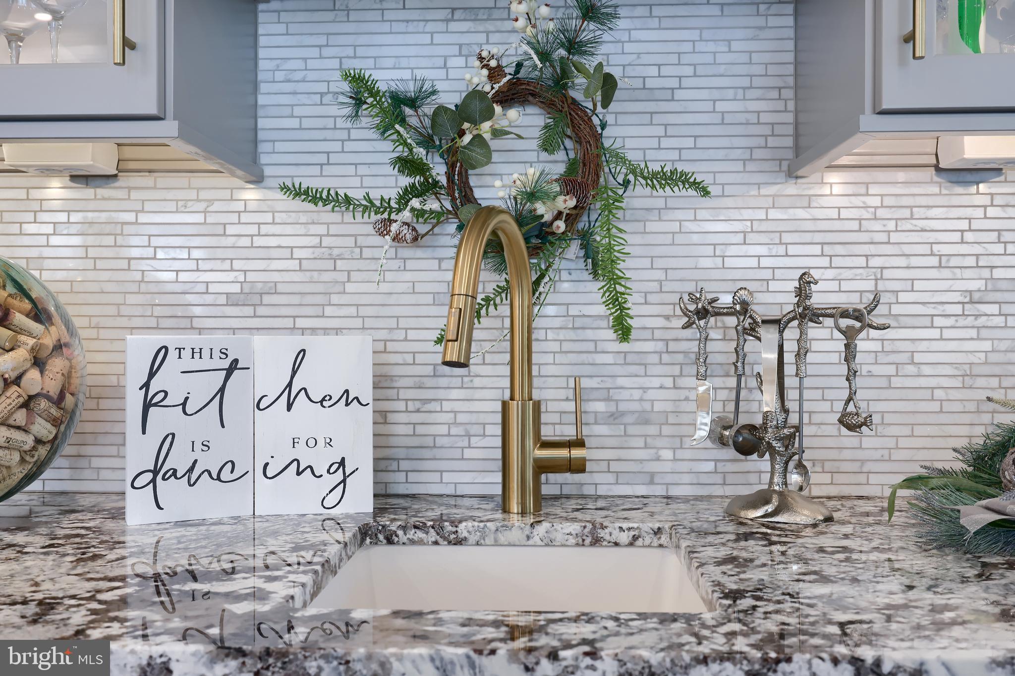 STONEHENGE RESERVE - Residential