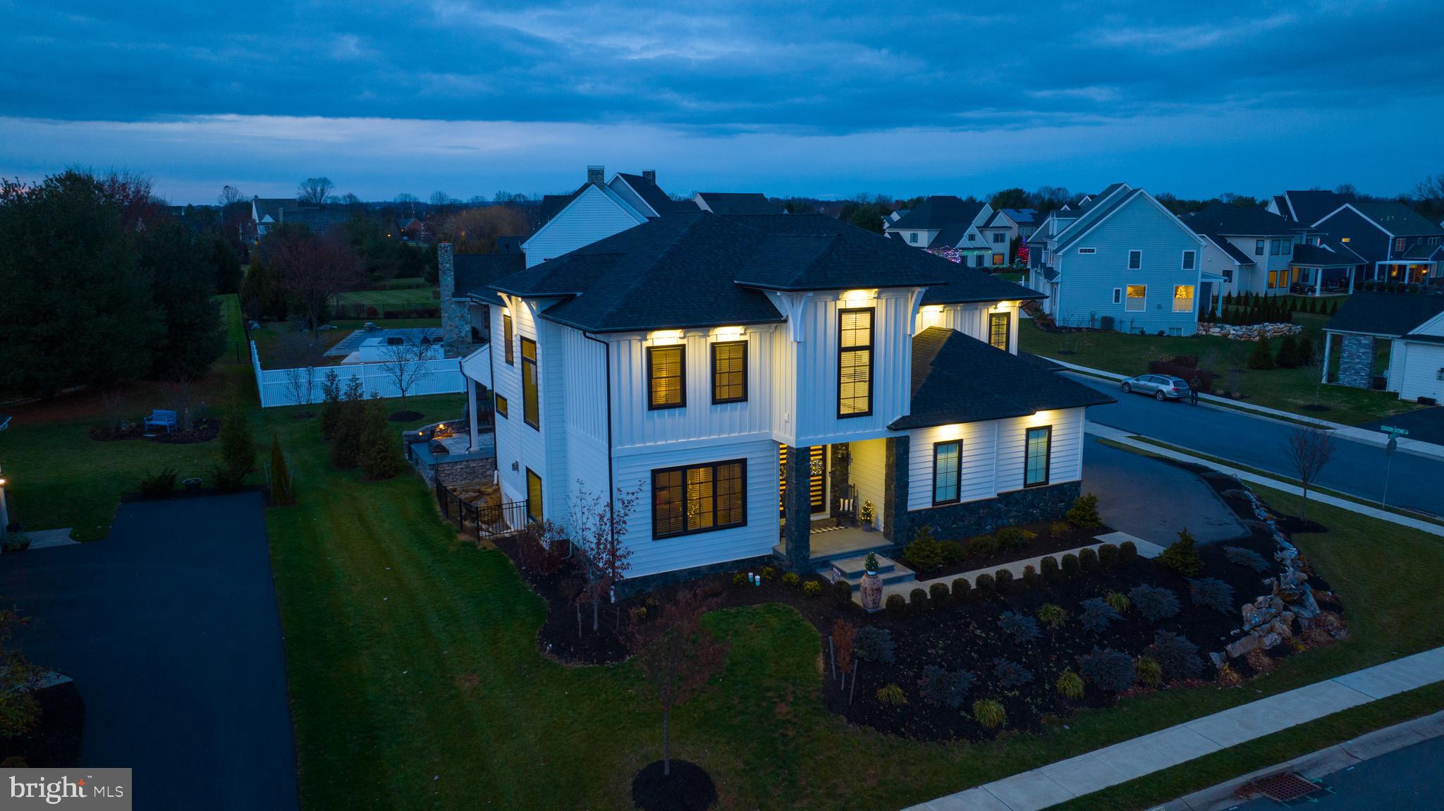 STONEHENGE RESERVE - Residential