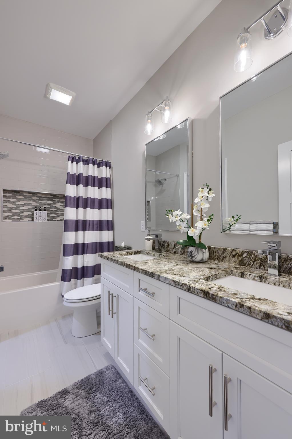 STONEHENGE RESERVE - Residential