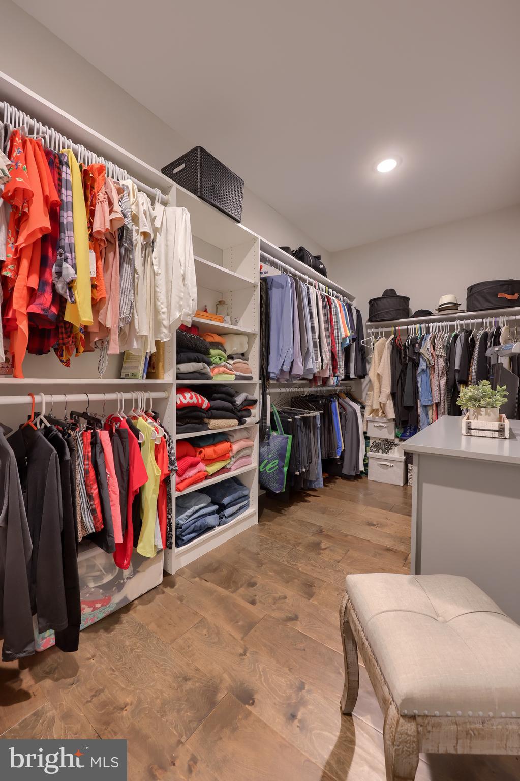 STONEHENGE RESERVE - Residential