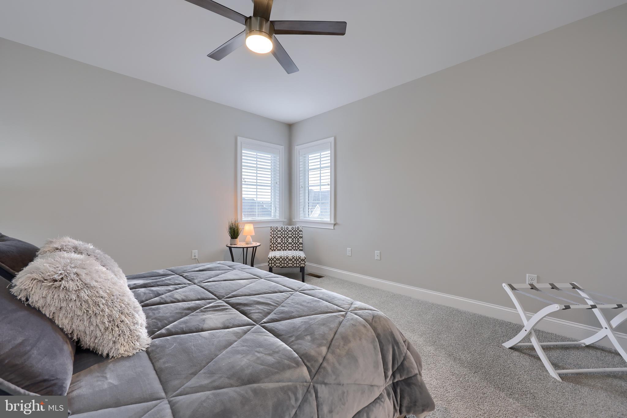 STONEHENGE RESERVE - Residential