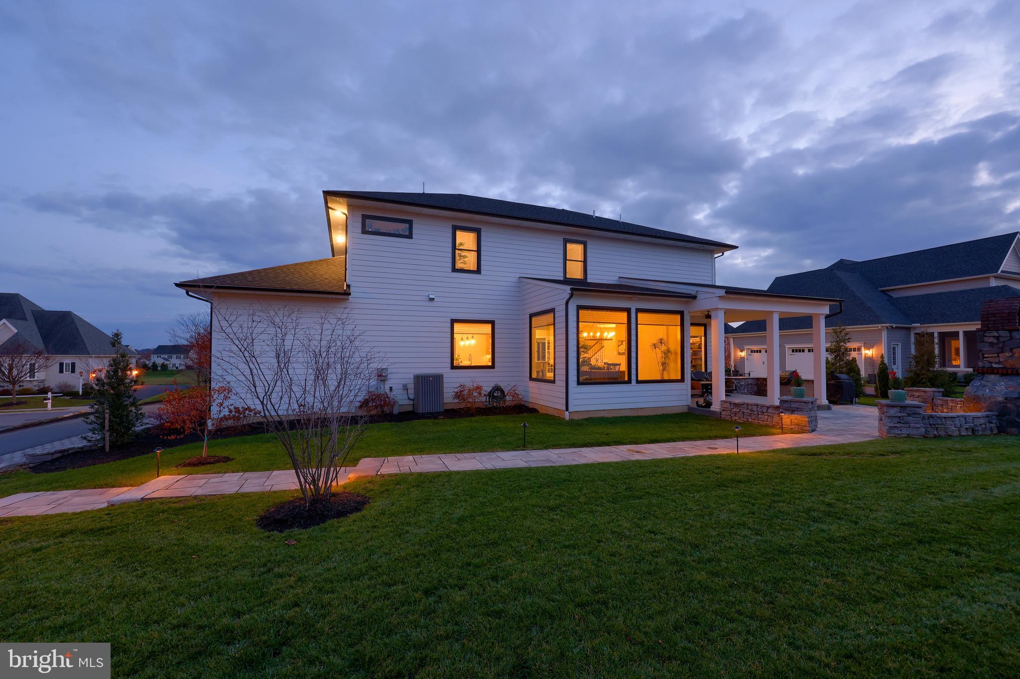 STONEHENGE RESERVE - Residential