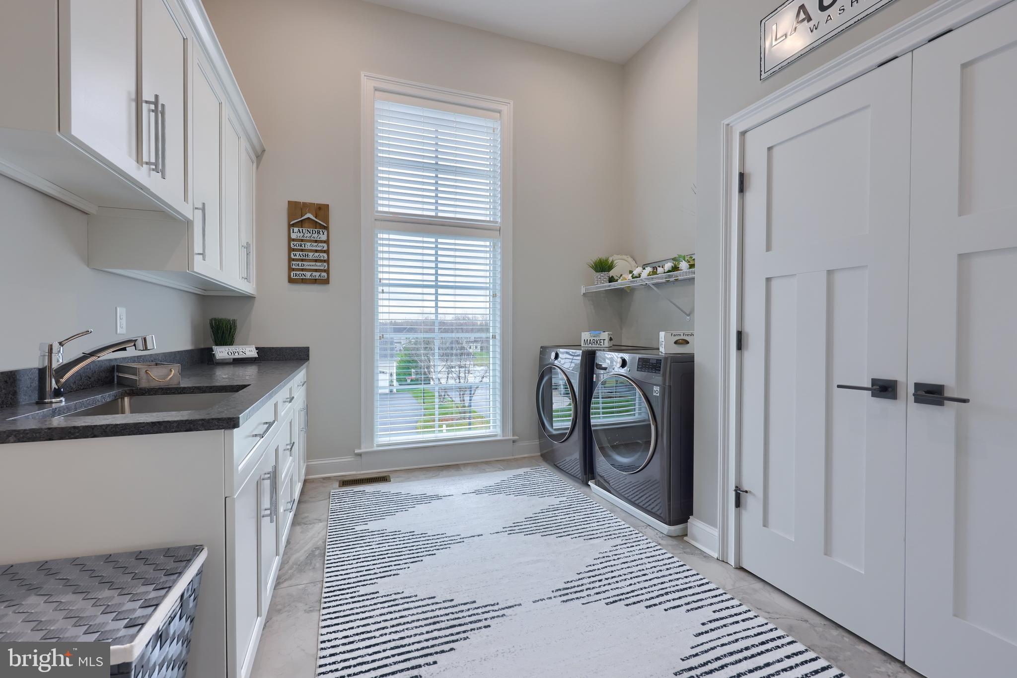 STONEHENGE RESERVE - Residential