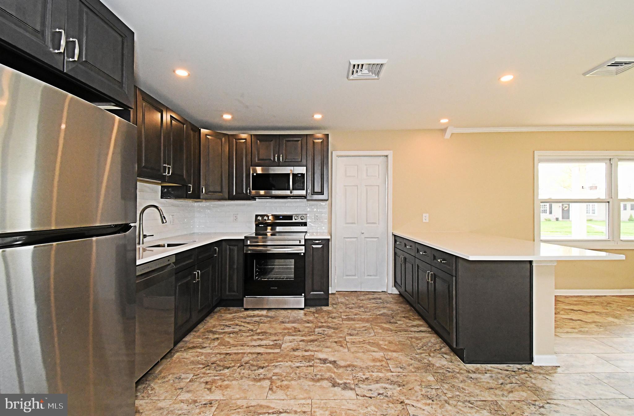 THORNRIDGE - Residential