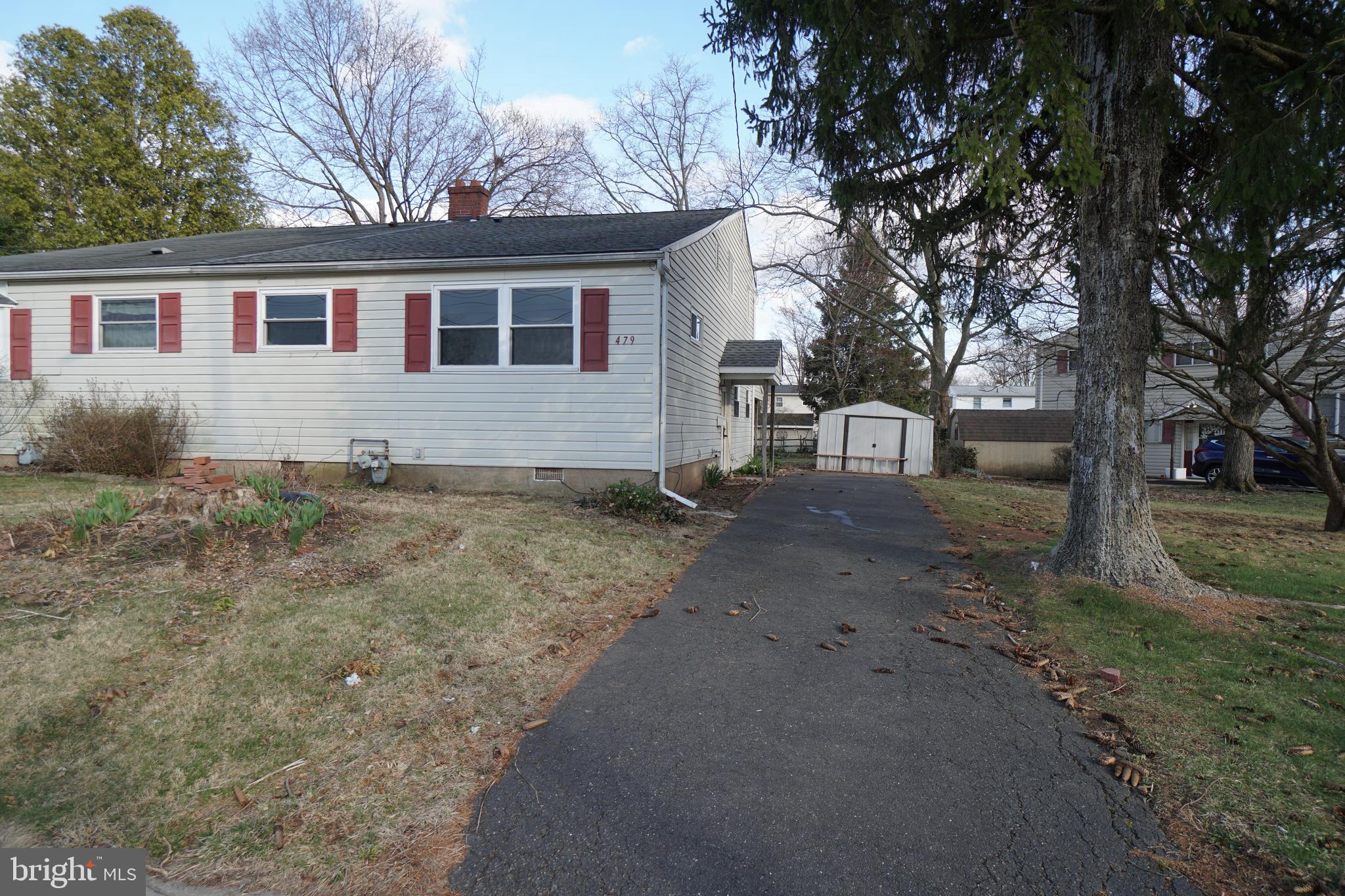 LANSDALE - Residential Lease