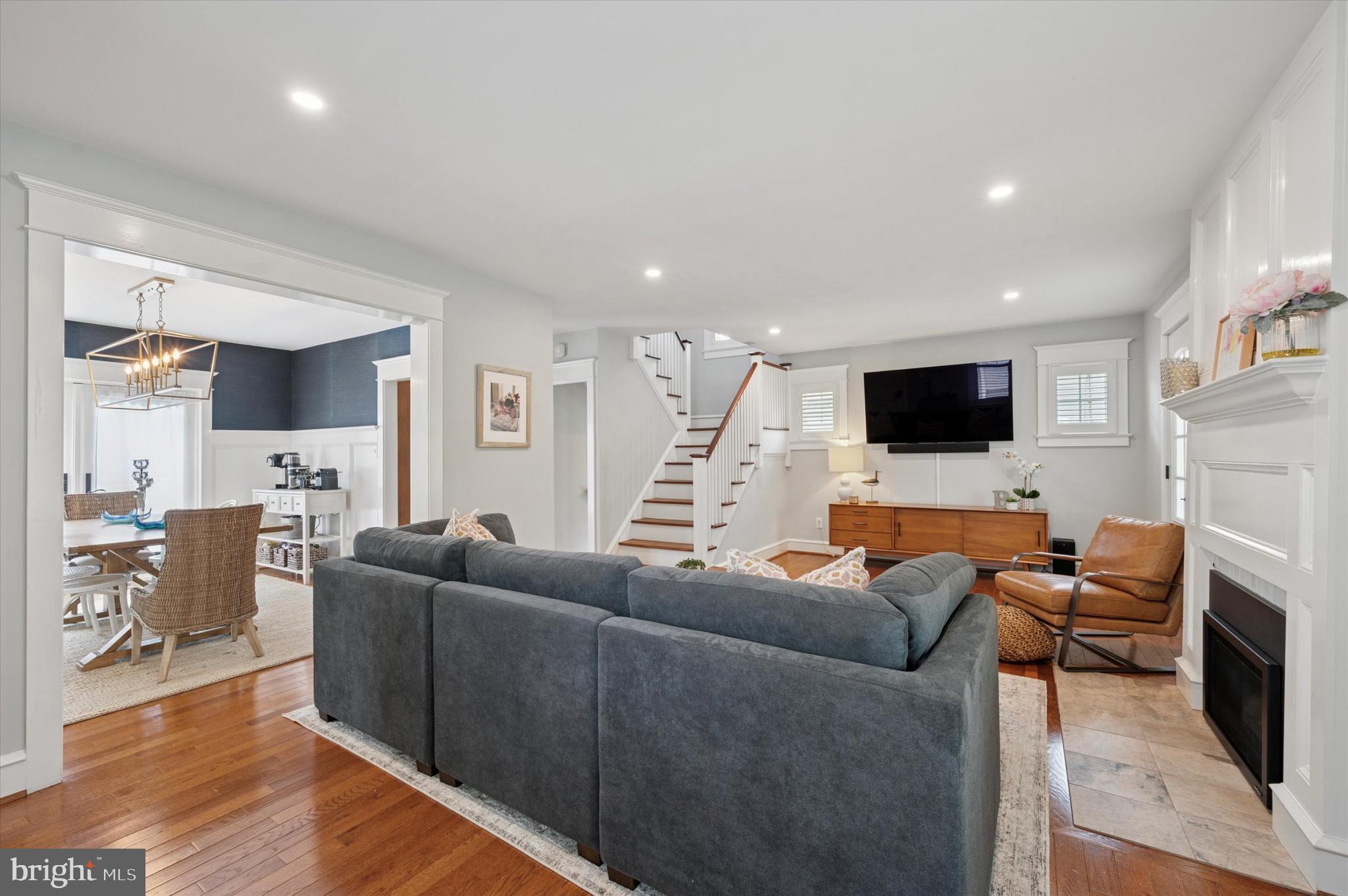 215 MORGAN AVENUE