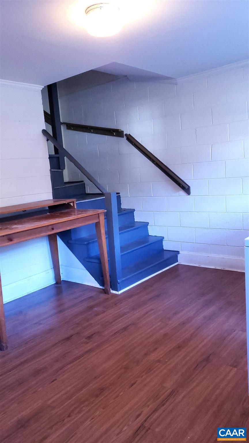 GOLDHILL - Residential