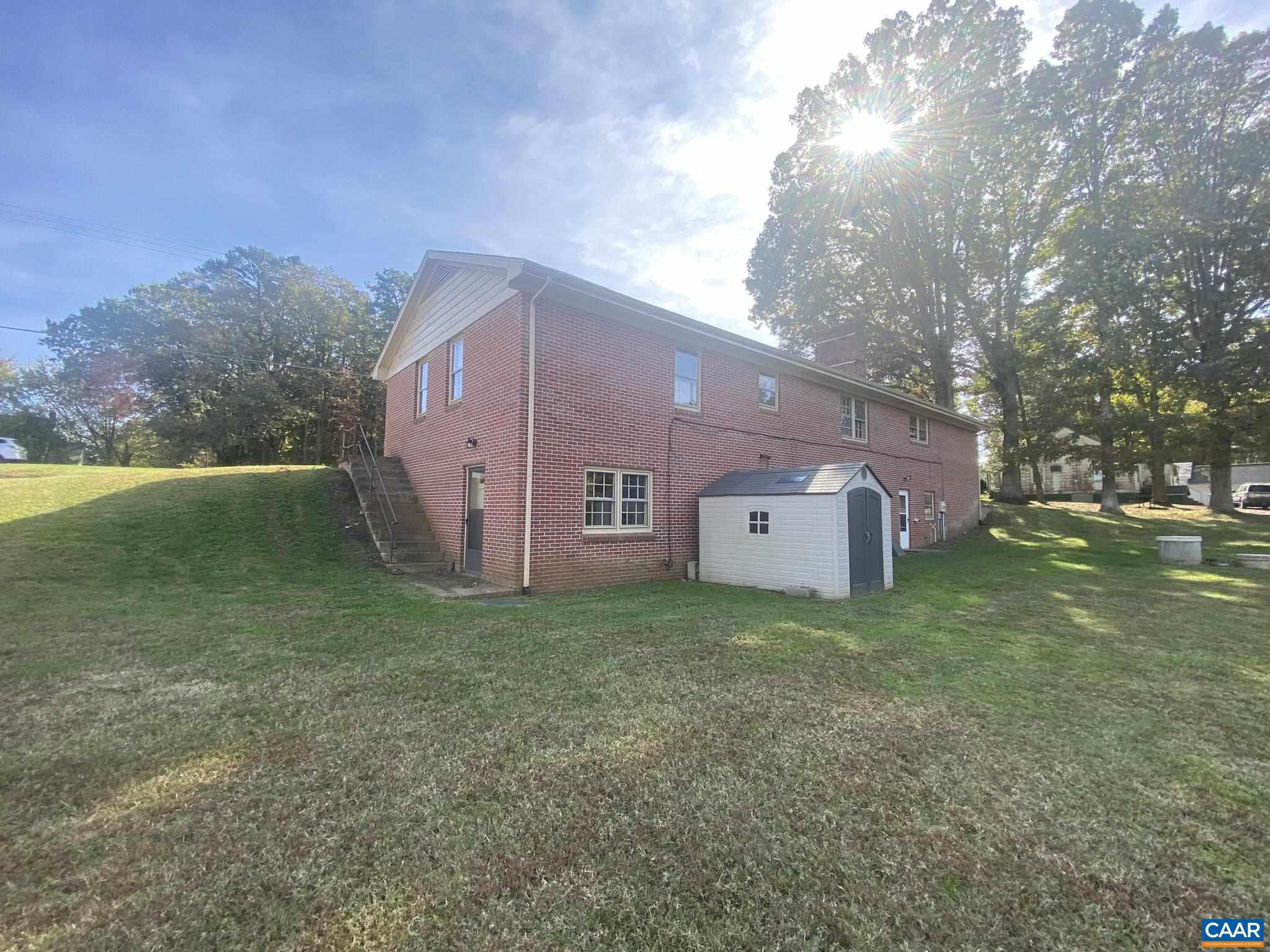 GOLDHILL - Residential