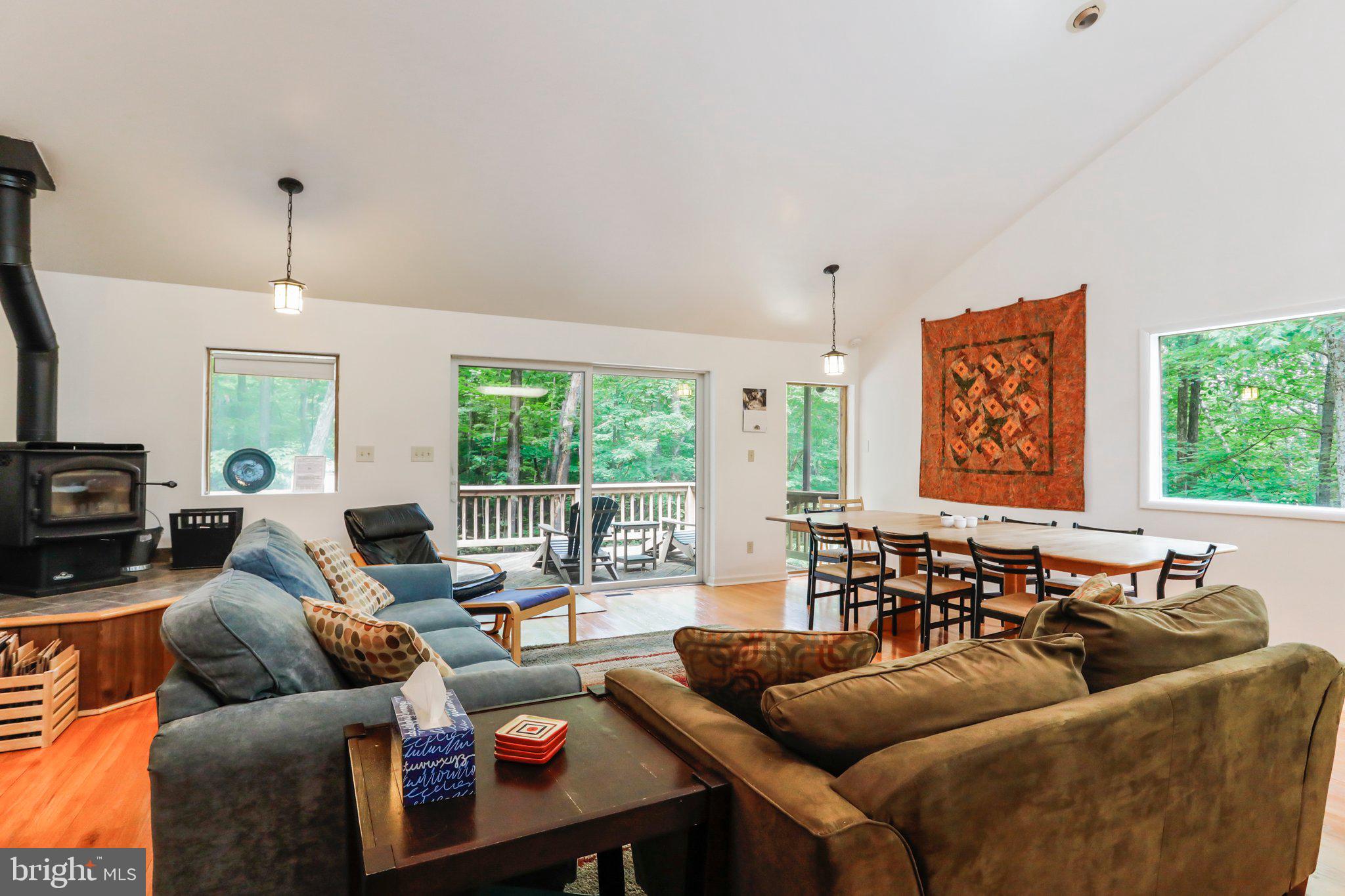 COOLFONT MOUNTAINSIDE - Residential