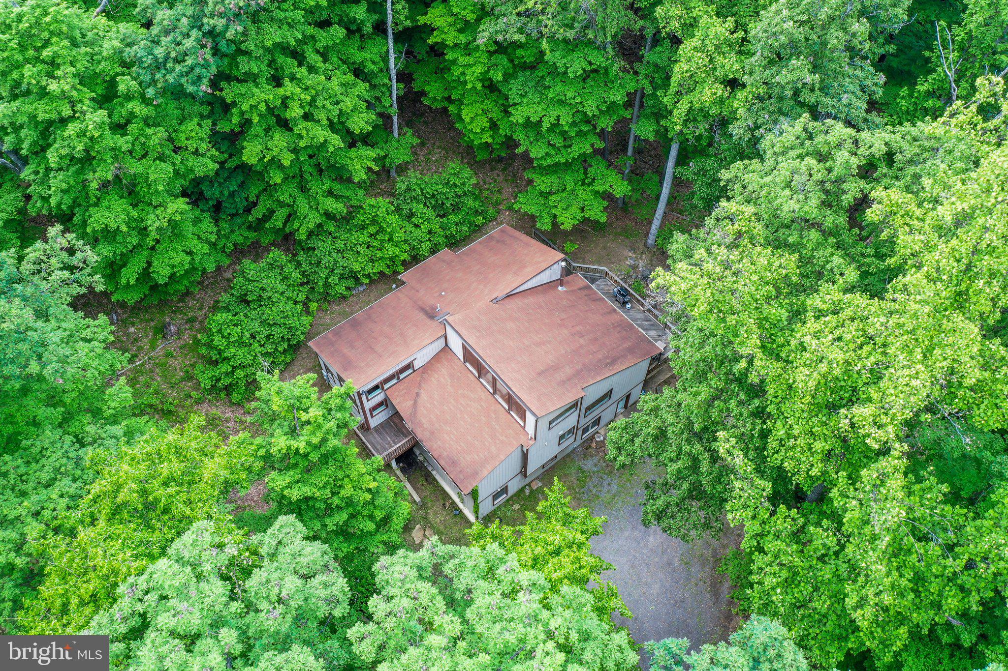 COOLFONT MOUNTAINSIDE - Residential