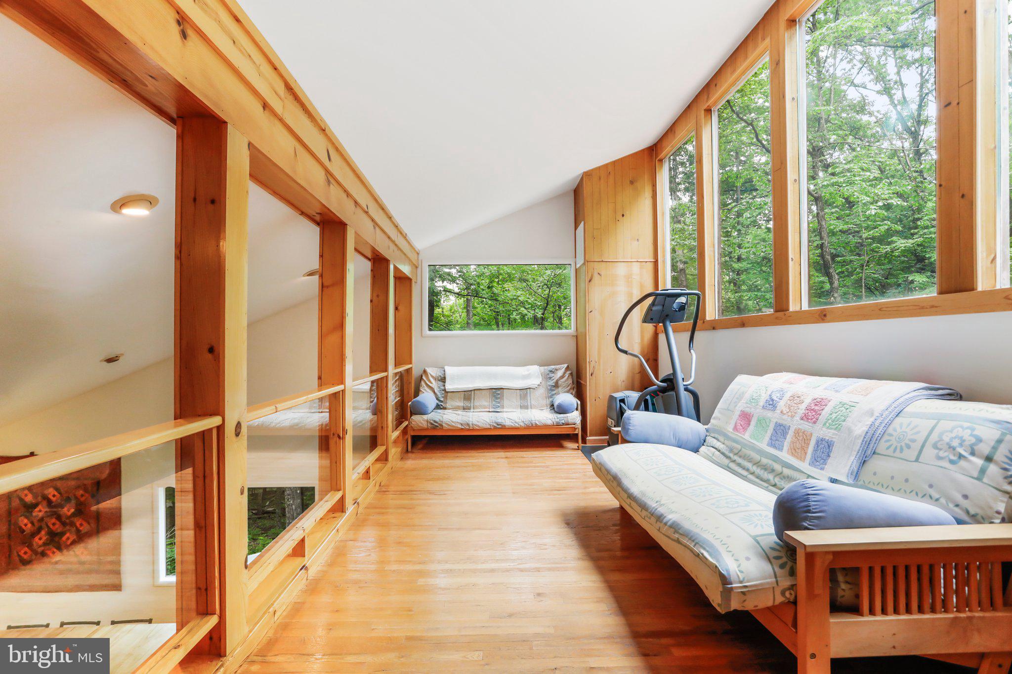 COOLFONT MOUNTAINSIDE - Residential