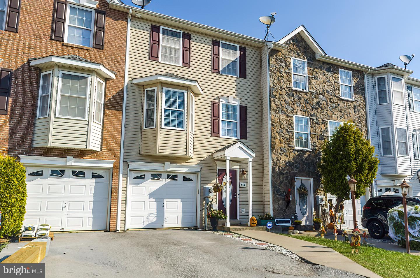 BRIAR RUN - Residential