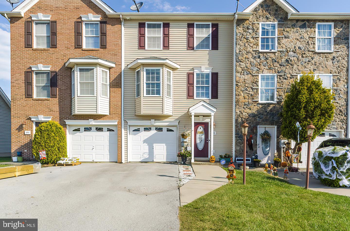 BRIAR RUN - Residential