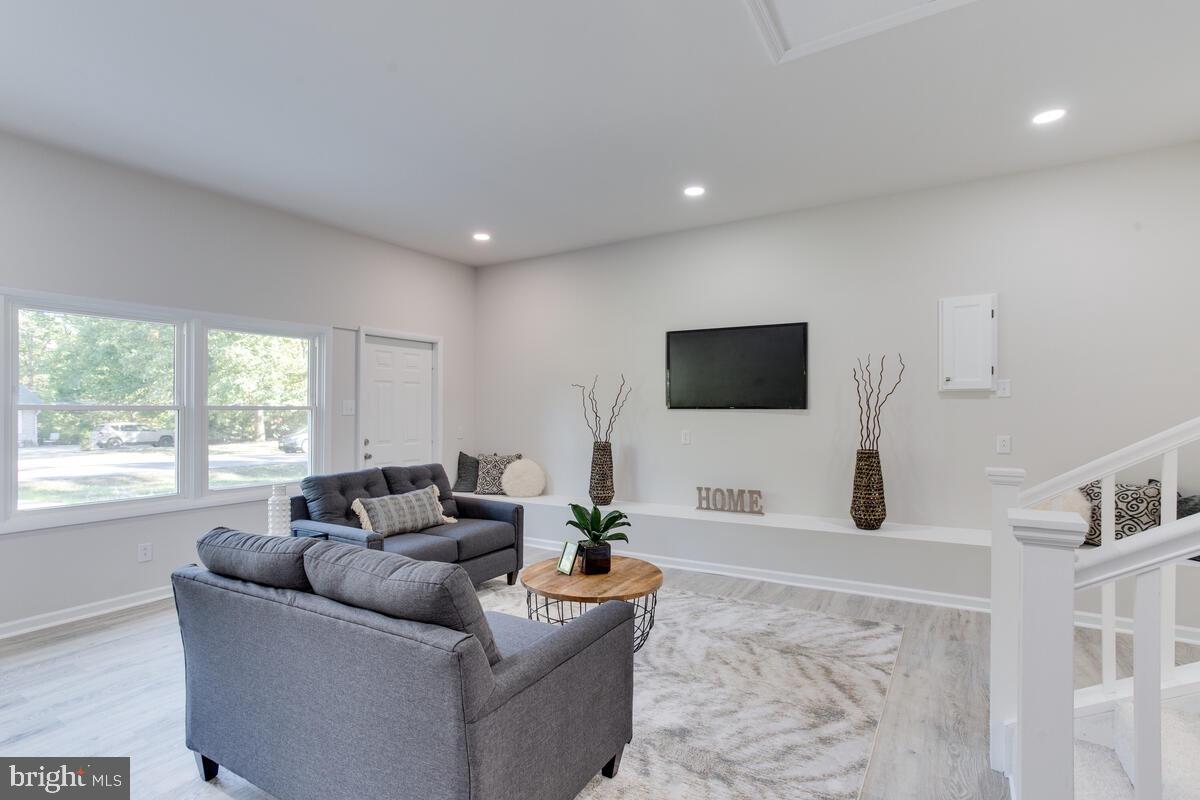 WOODLAND SUBD - Residential