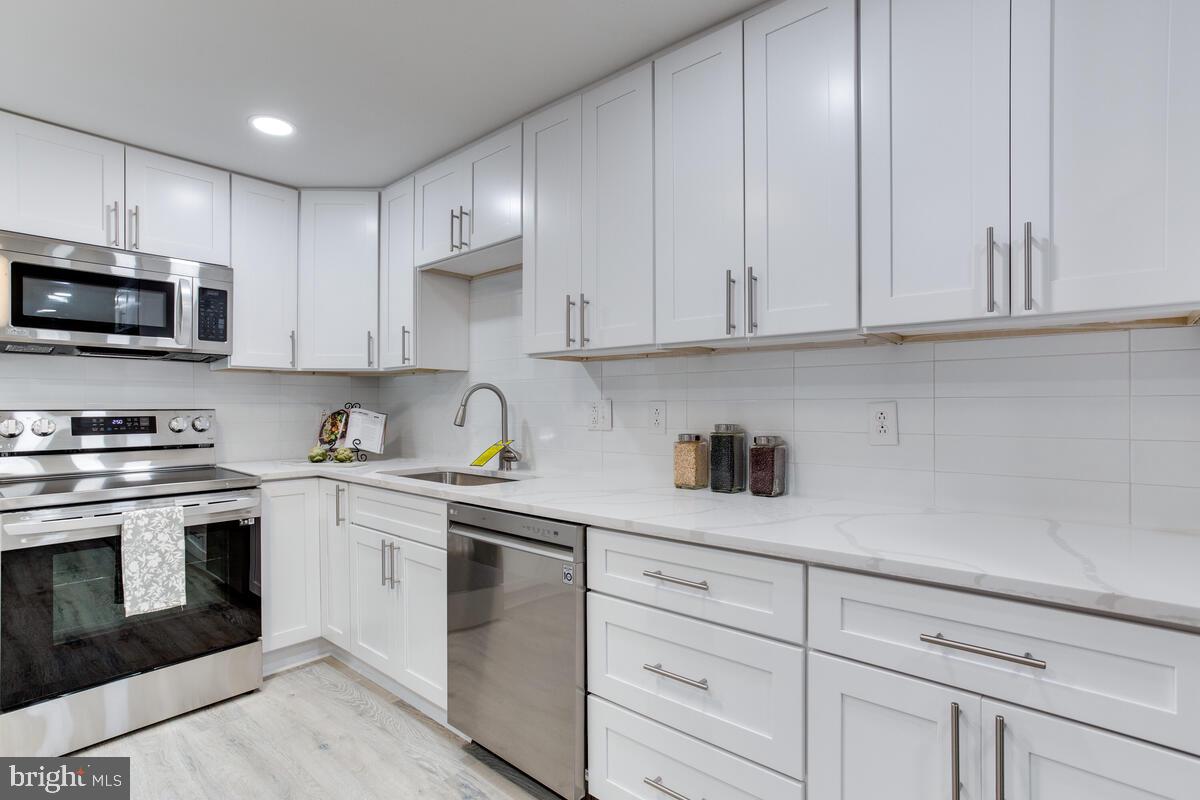 WOODLAND SUBD - Residential