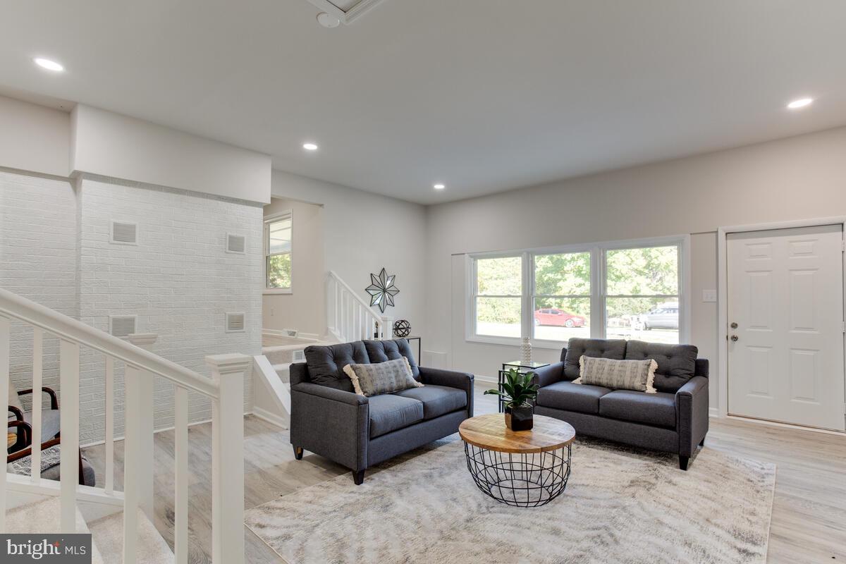 WOODLAND SUBD - Residential