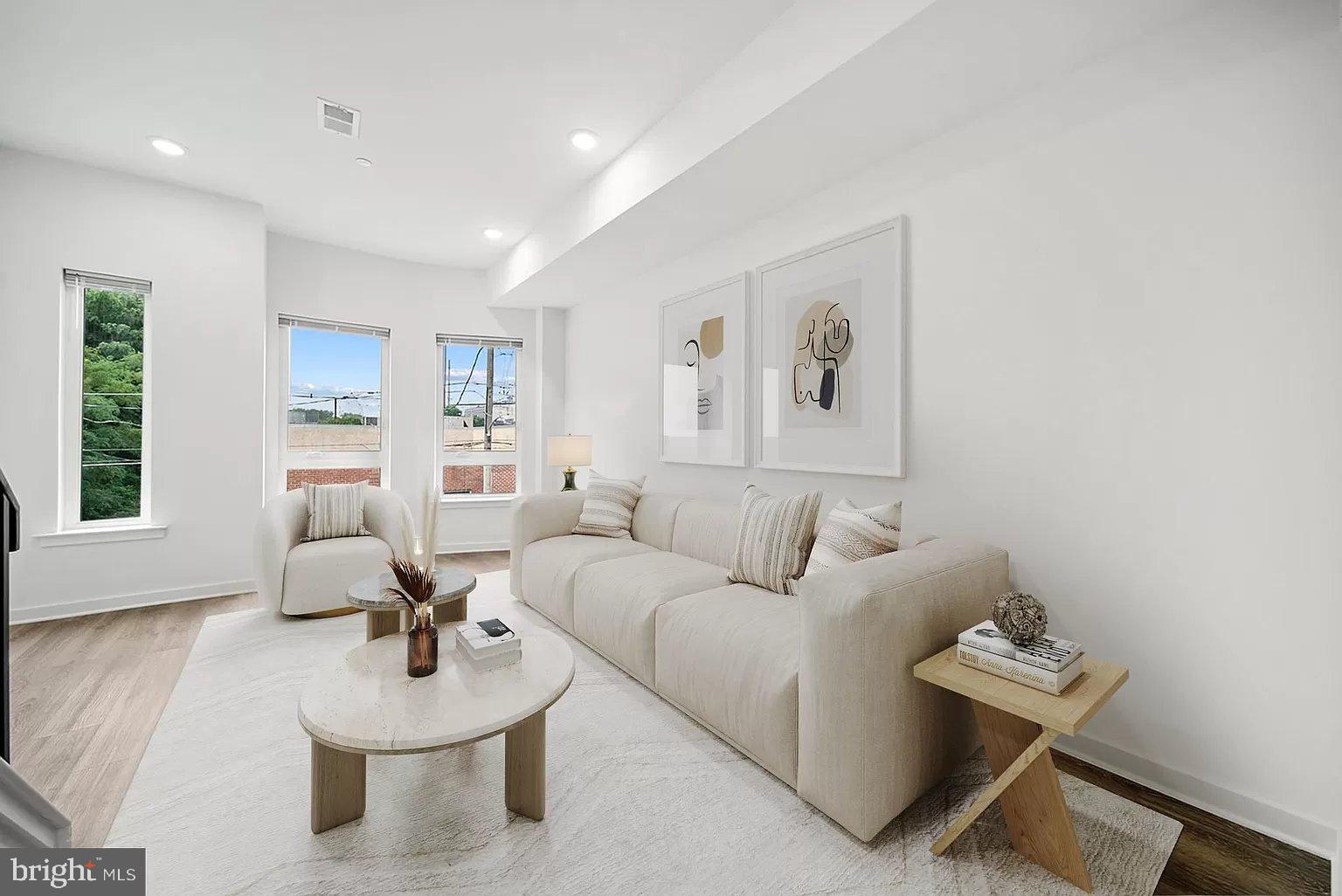 TEMPLE UNIVERSITY - Residential Lease