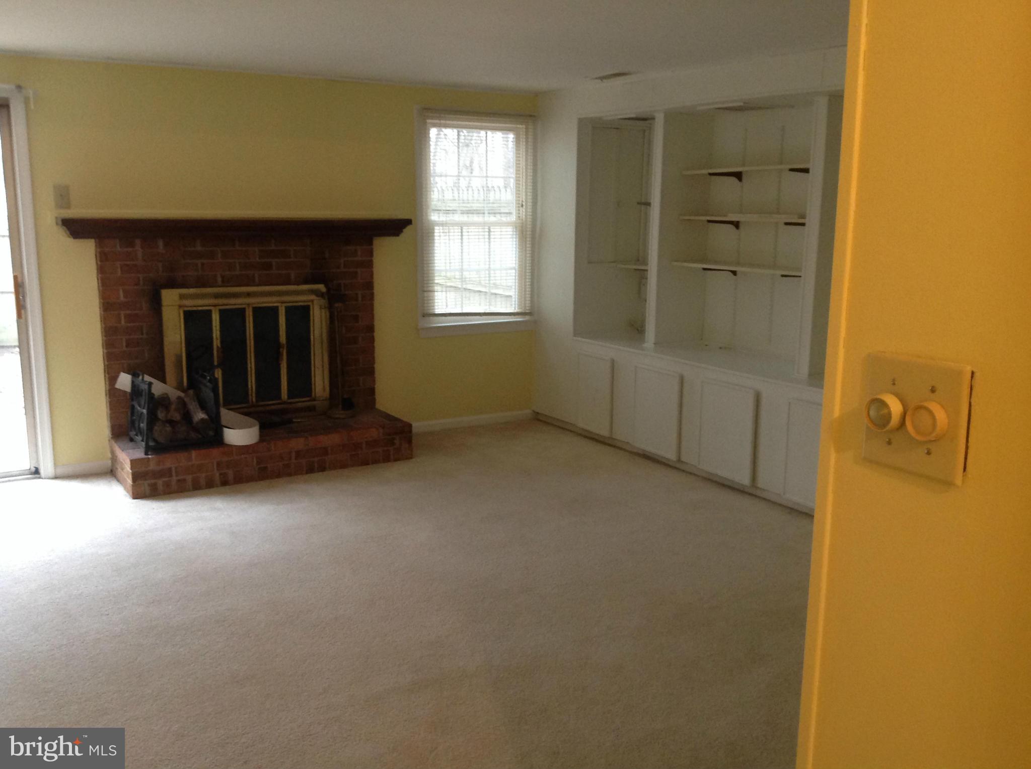 LAKE RIDGE - Residential Lease