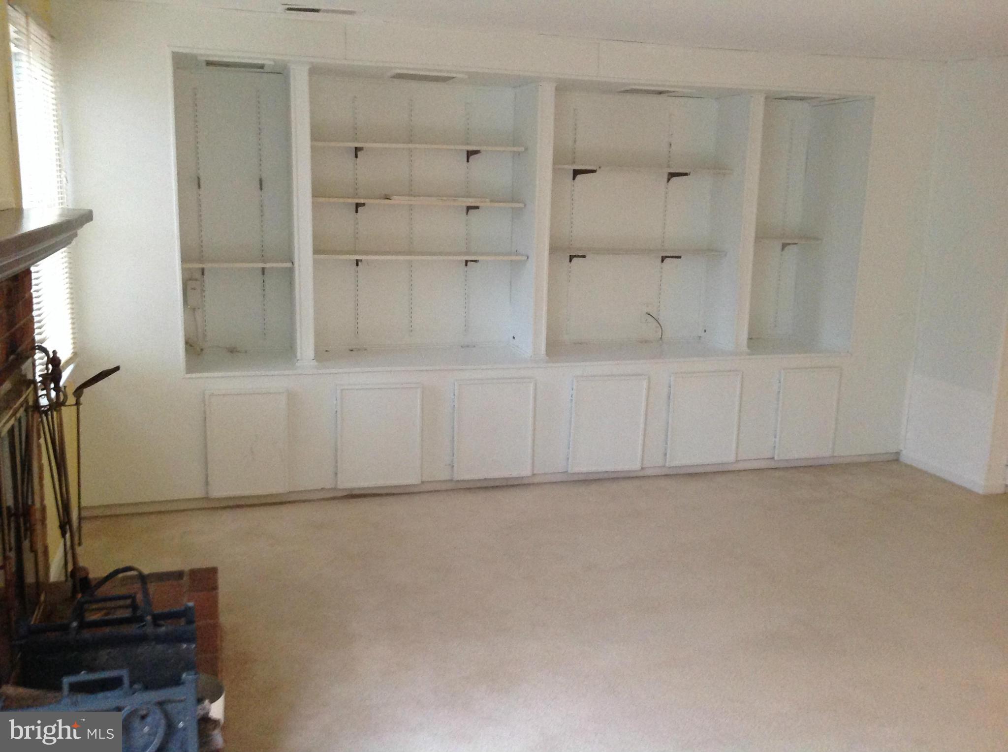 LAKE RIDGE - Residential Lease