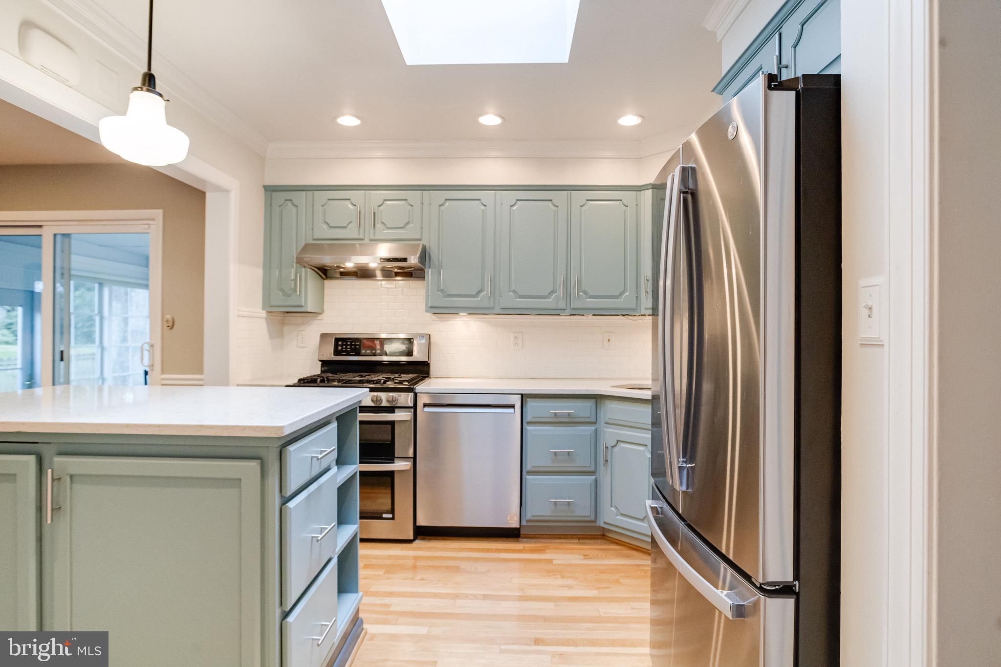 SHETLAND HILLS - Residential