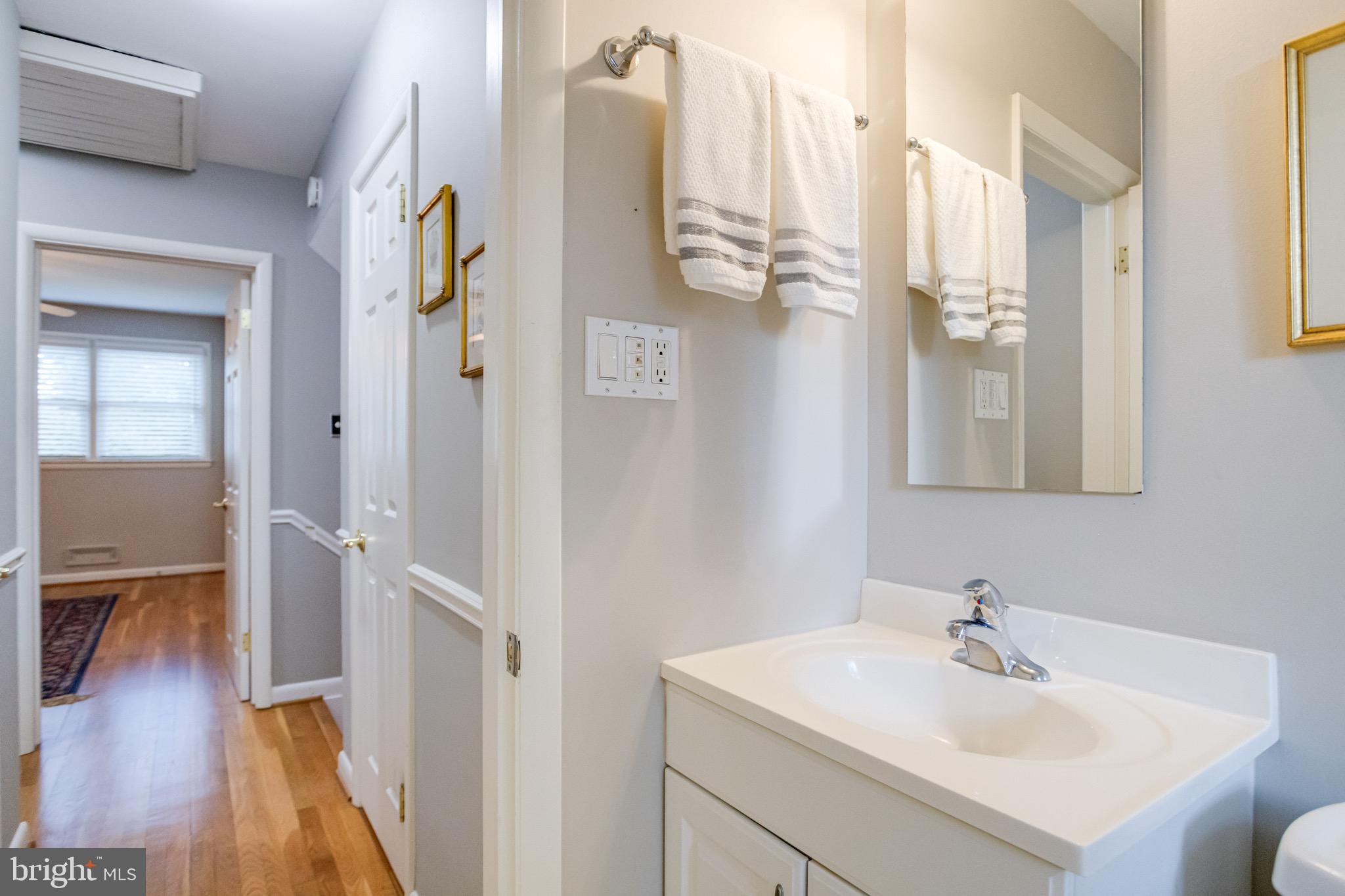 SHETLAND HILLS - Residential