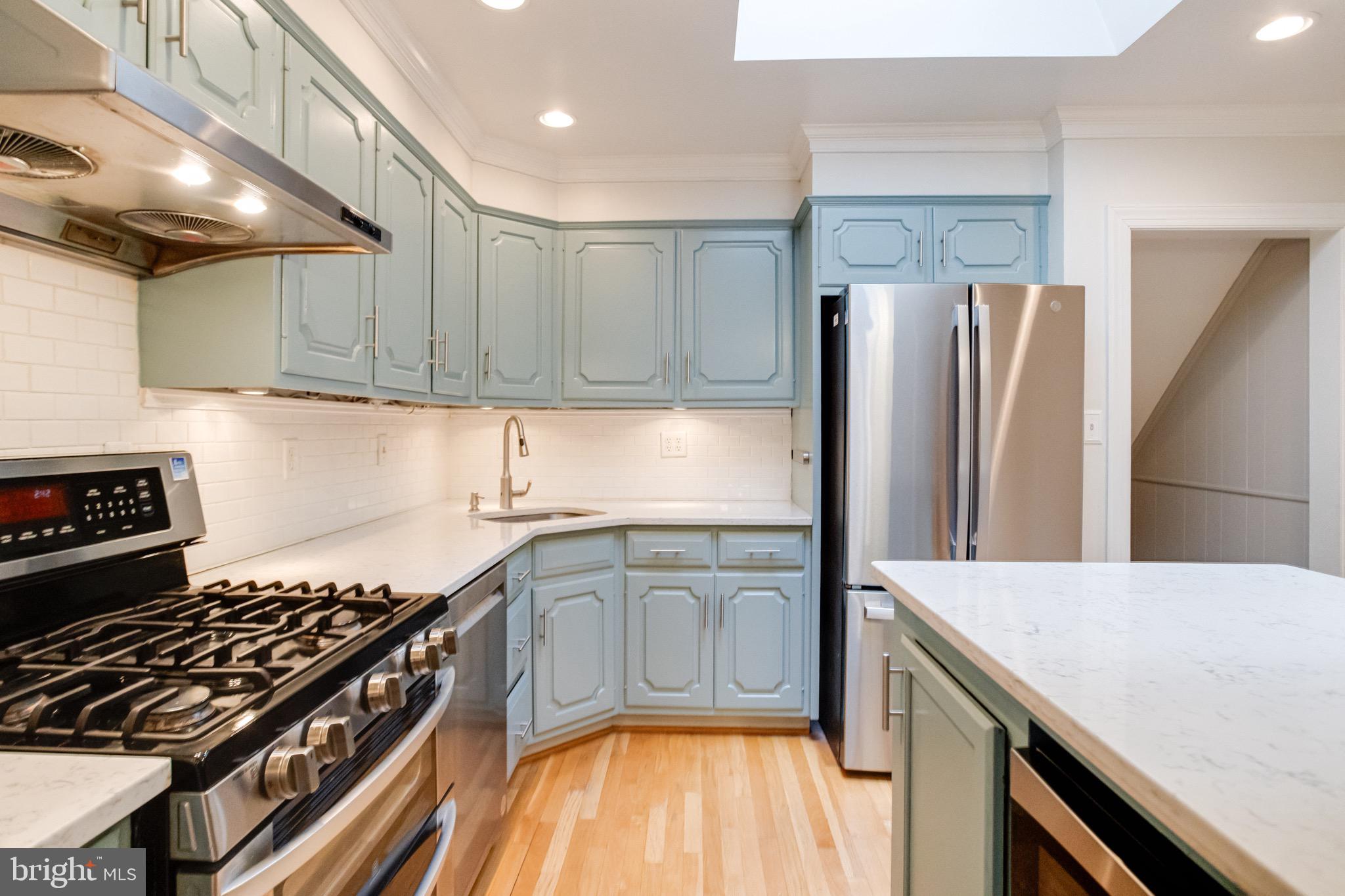 SHETLAND HILLS - Residential