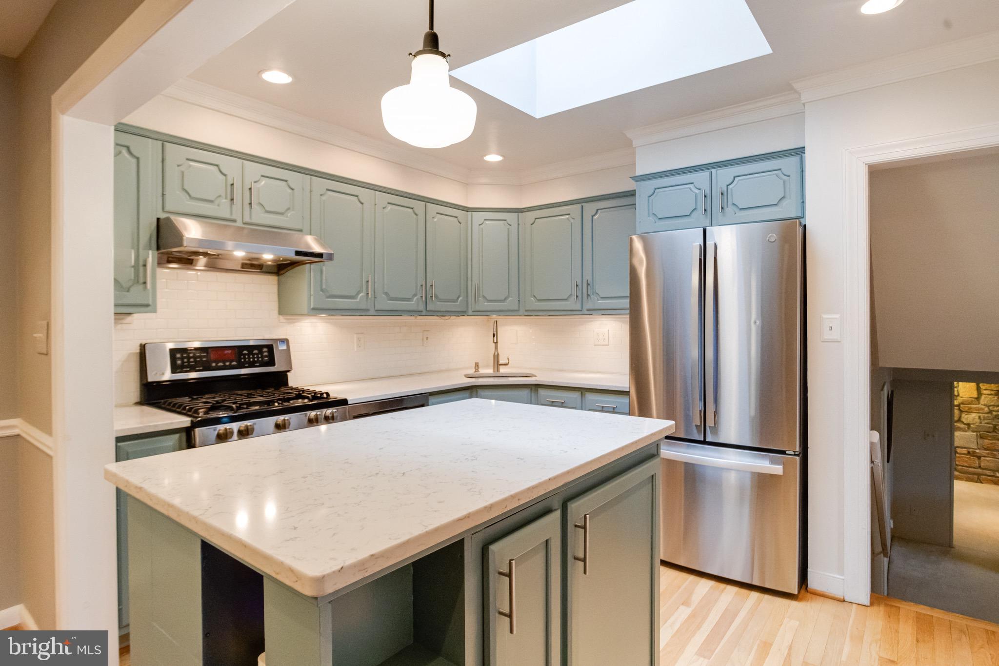 SHETLAND HILLS - Residential