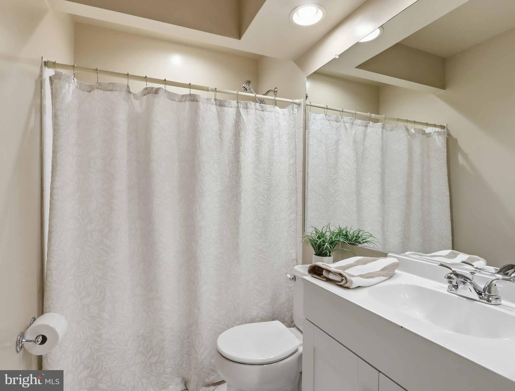 FAIRFIELD ESTATES - Residential