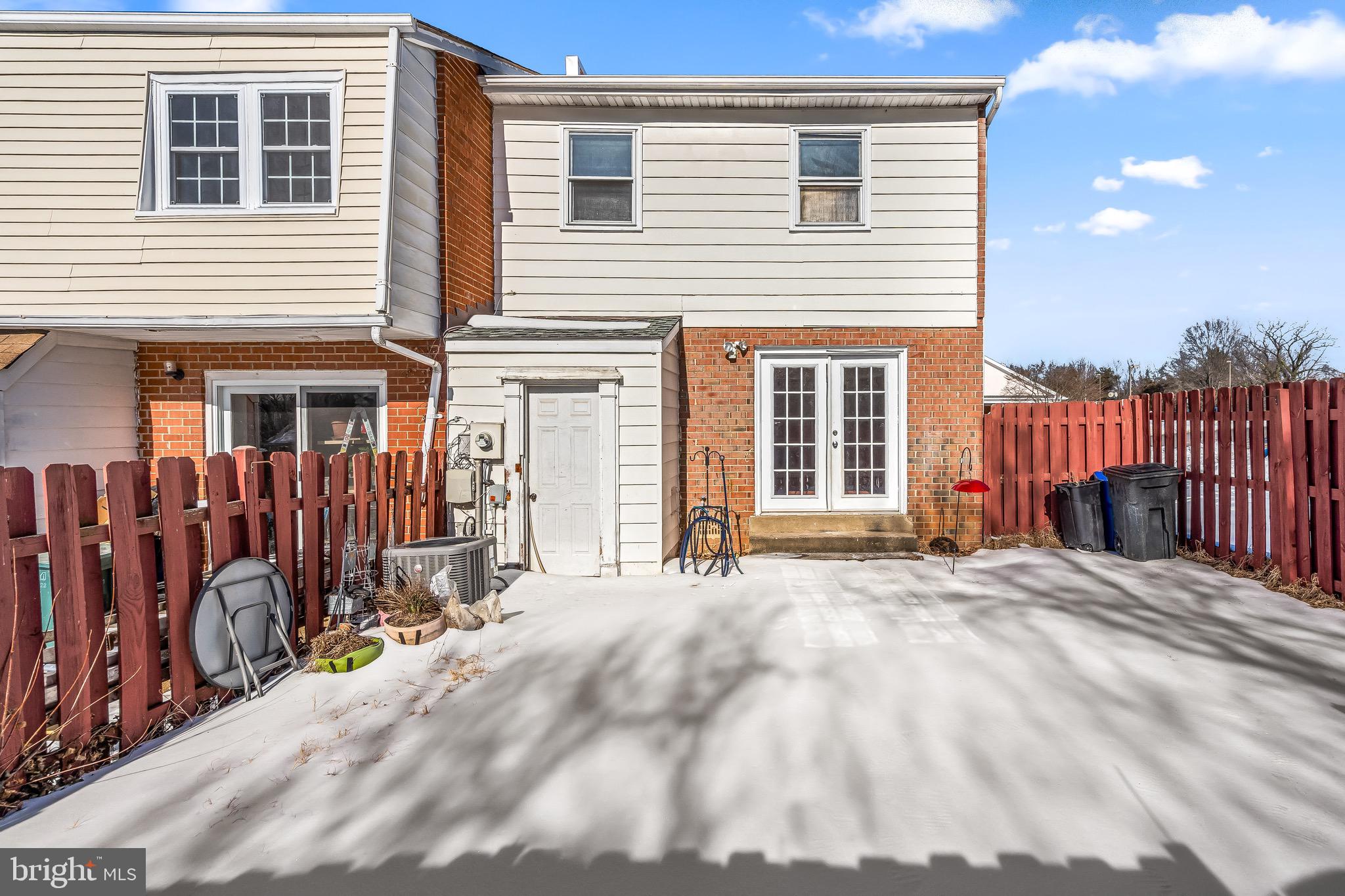 DALE CITY - Residential