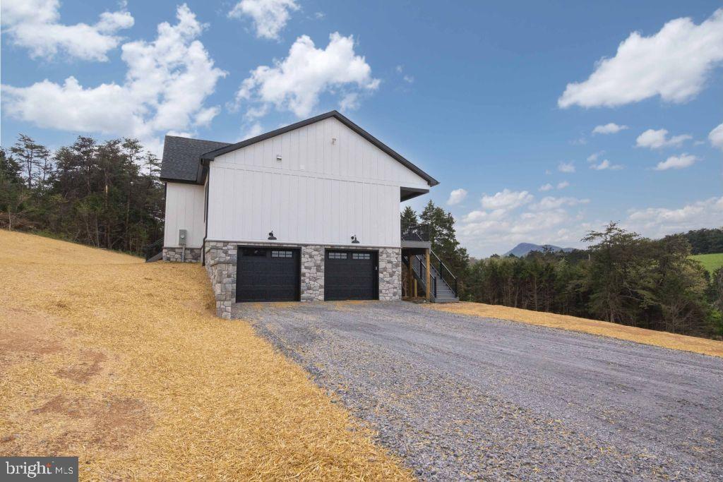 66 CEDAR CROSSING LANE