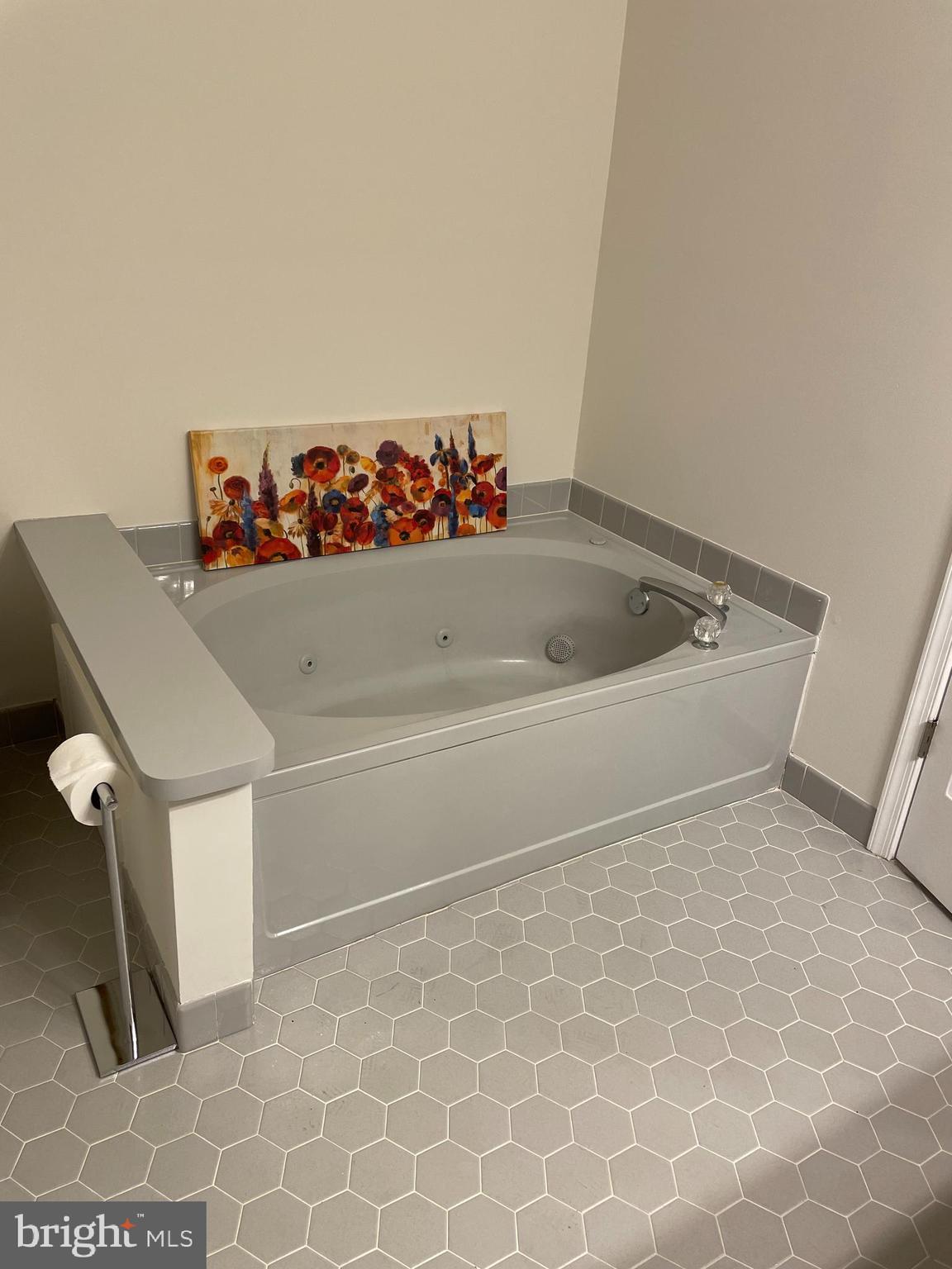 MONTGOMERY BROOKE - Residential Lease