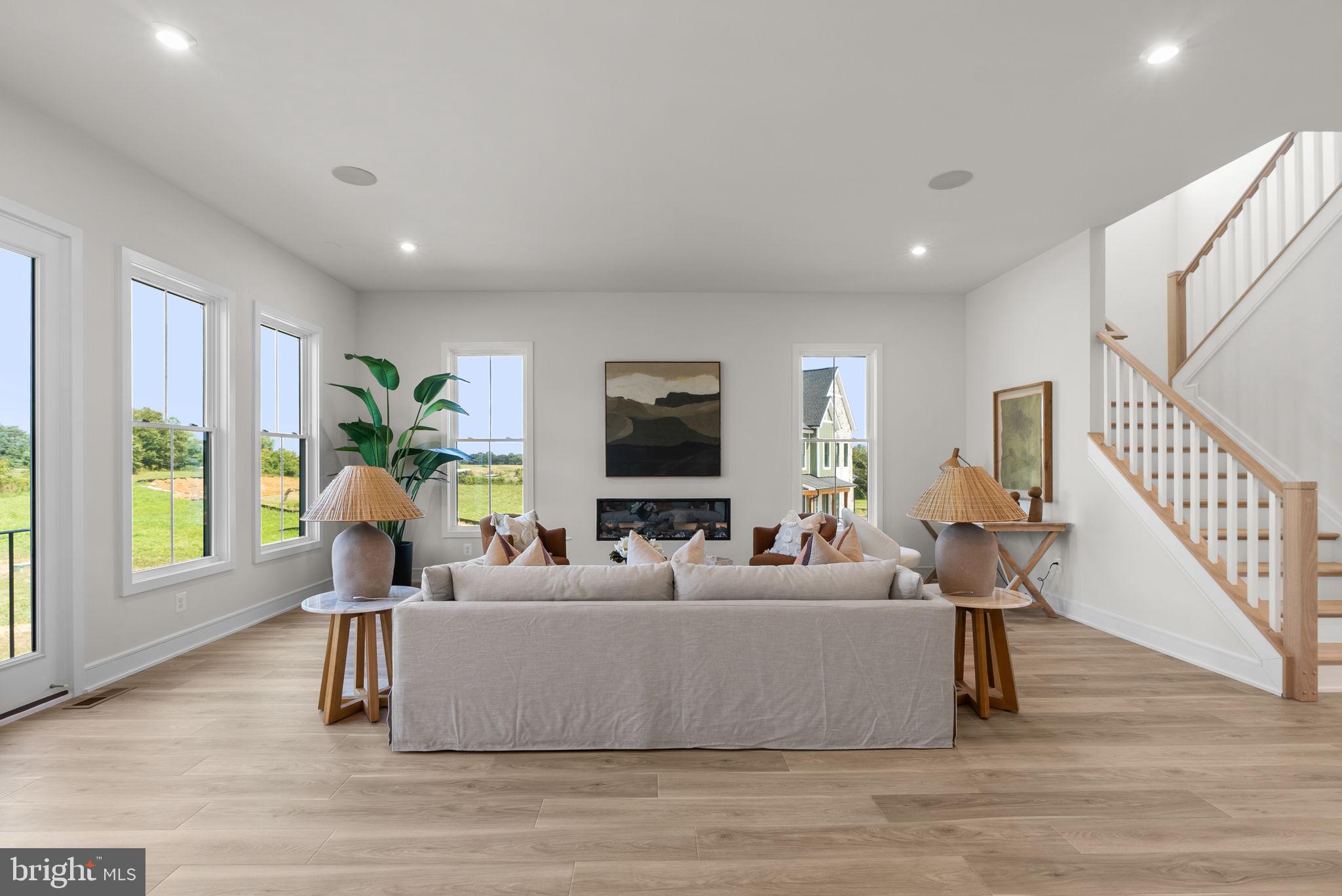 GLENMORE FARM - Residential