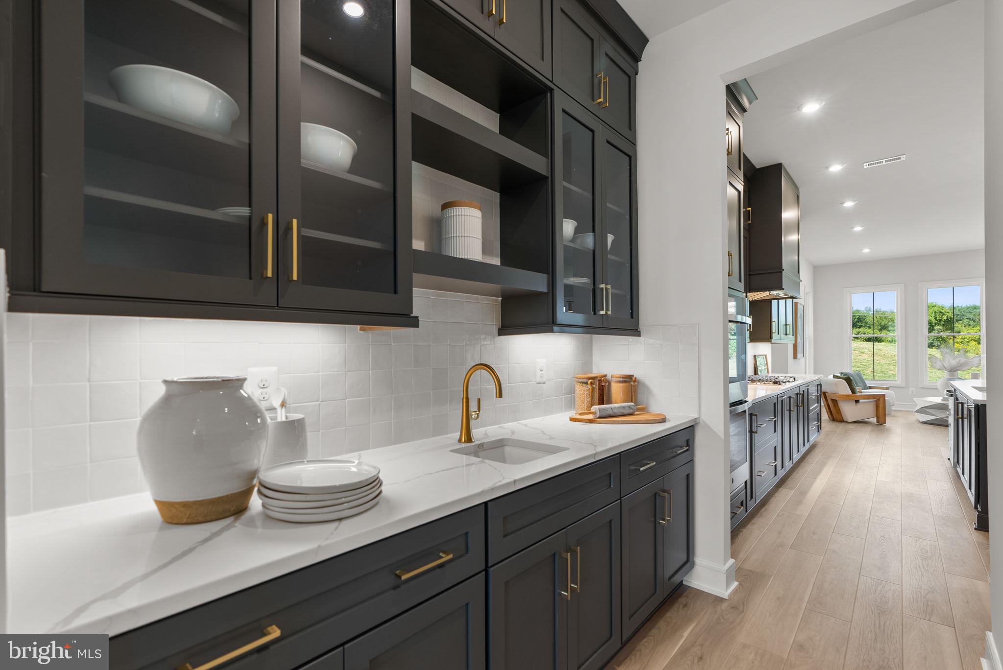 GLENMORE FARM - Residential