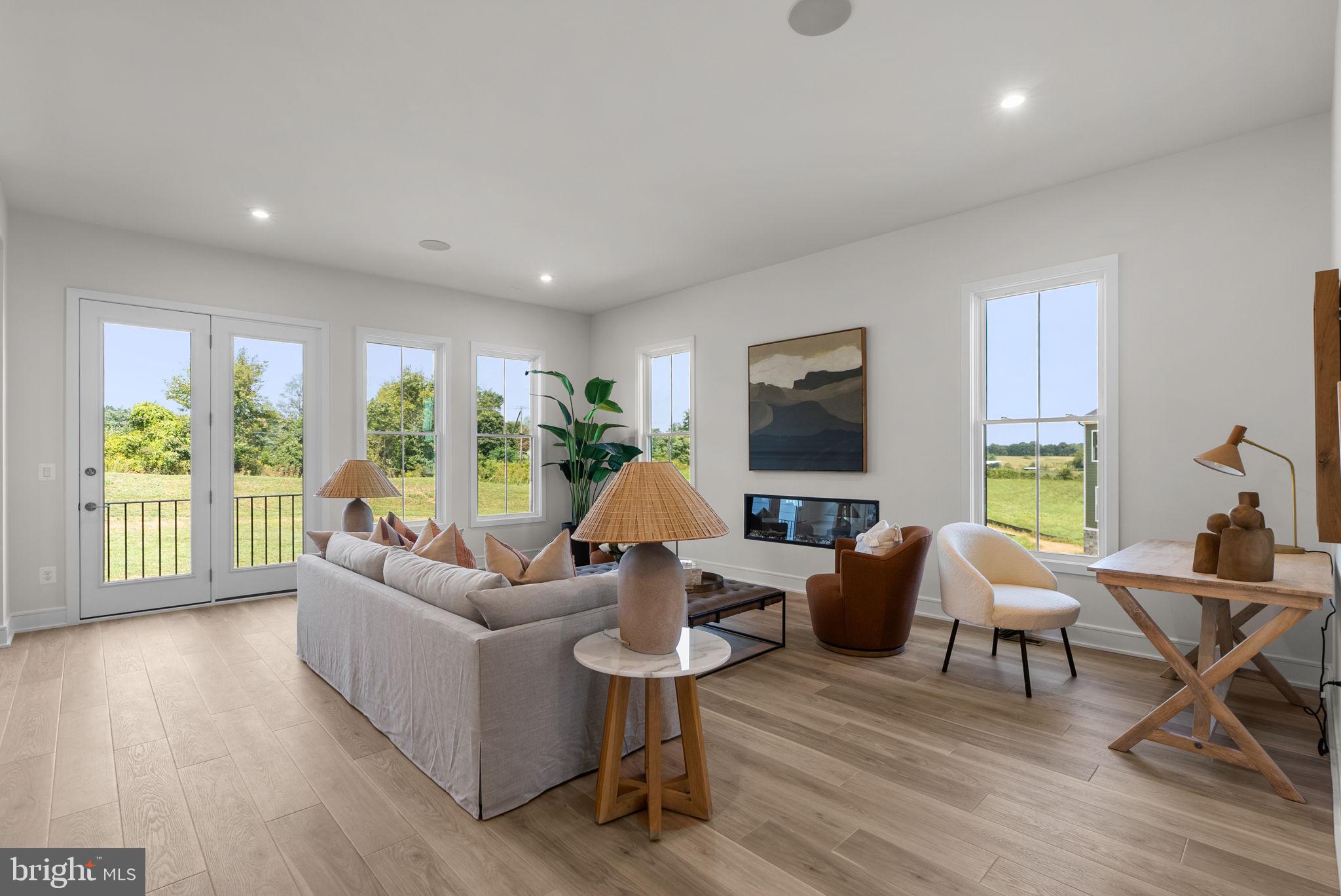 GLENMORE FARM - Residential