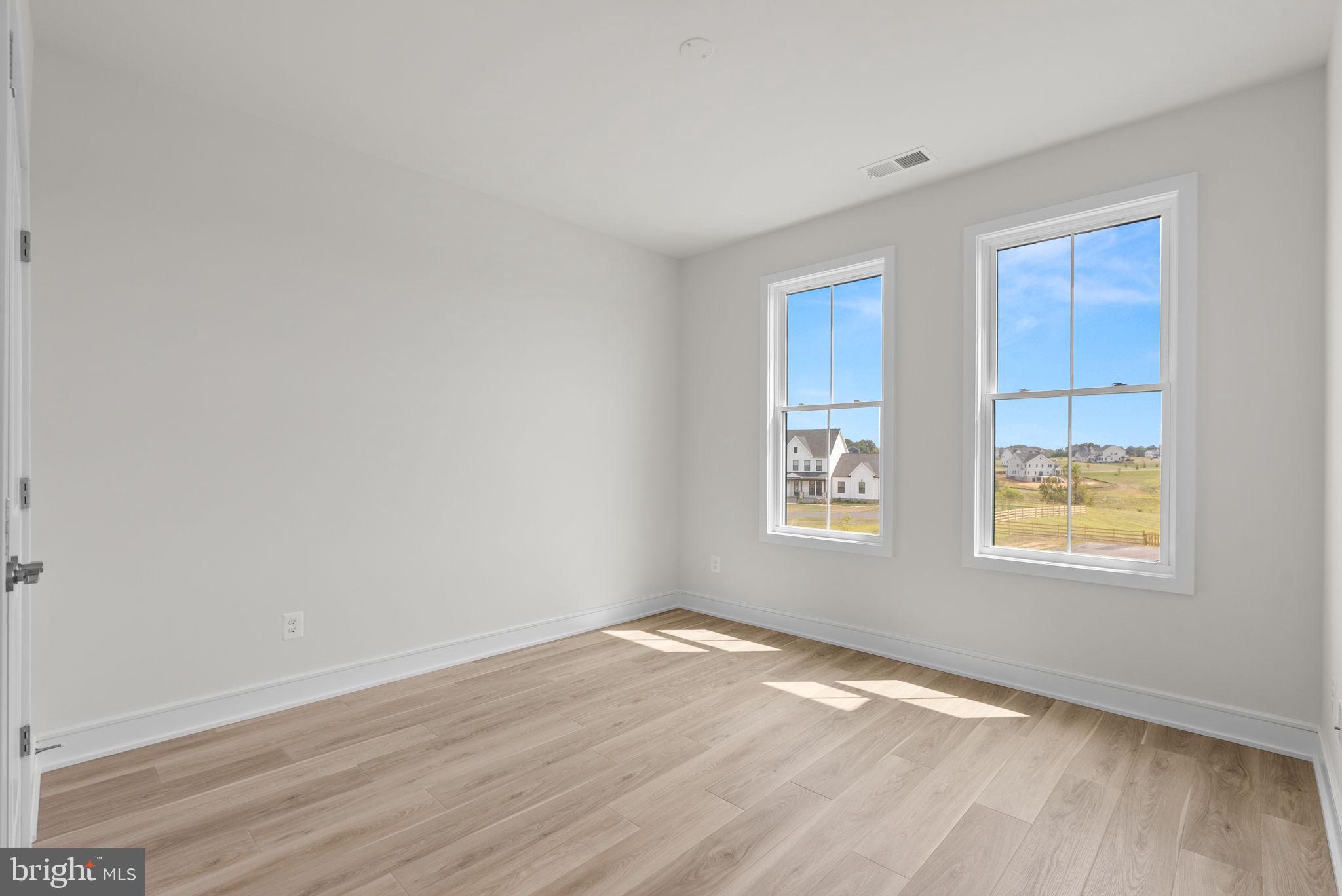 GLENMORE FARM - Residential