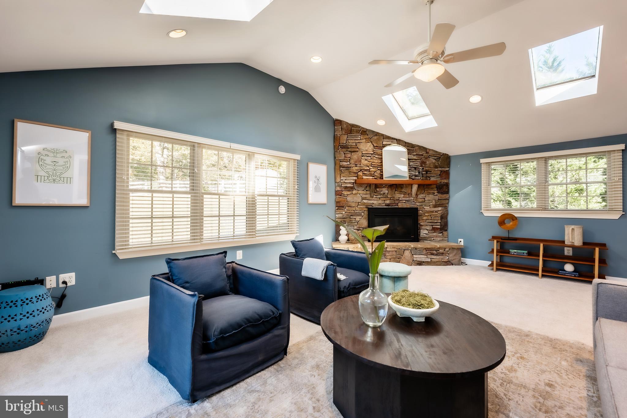 SPRINGFIELD - Residential