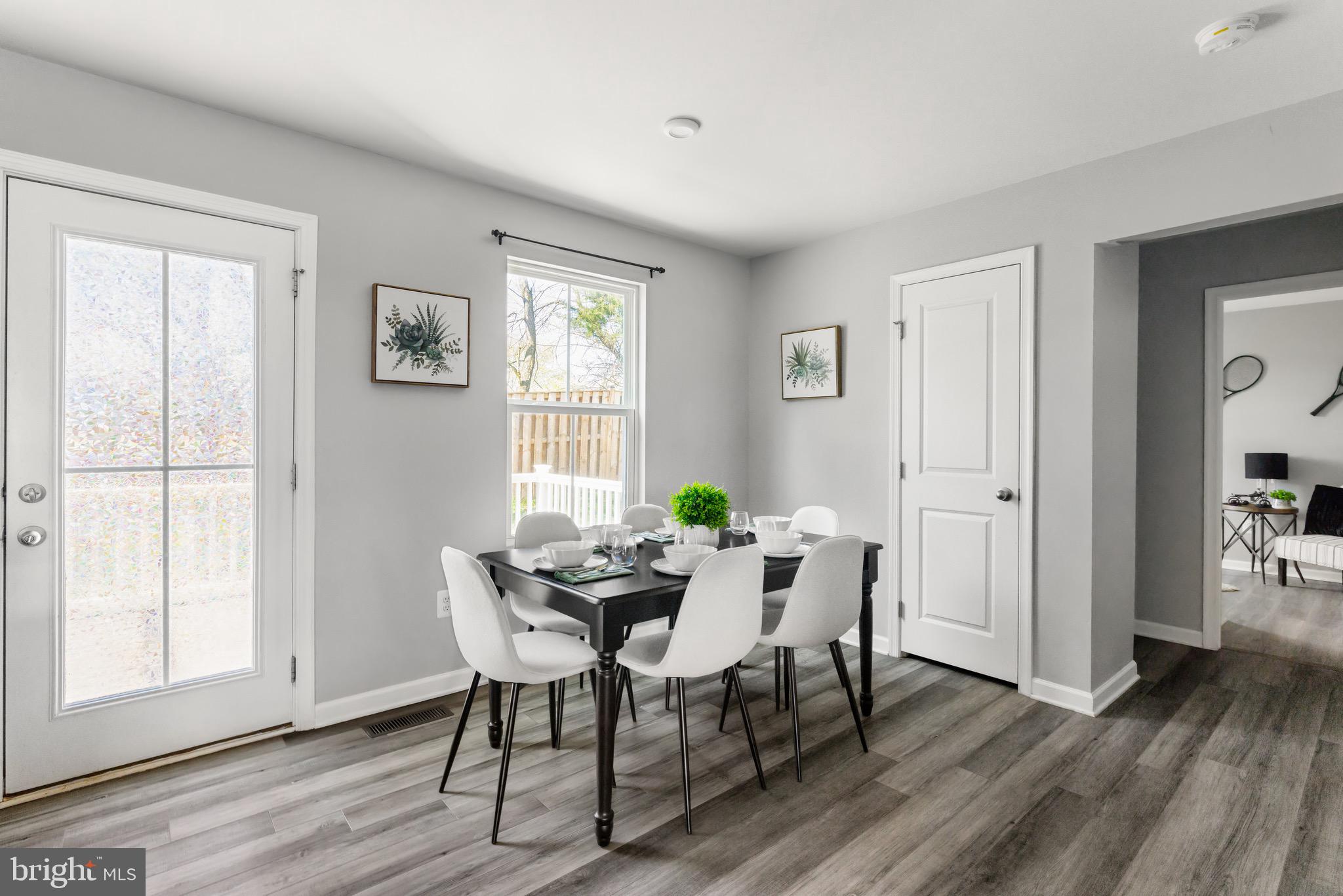 VILLAGES AT MIDDLETOWN - Residential