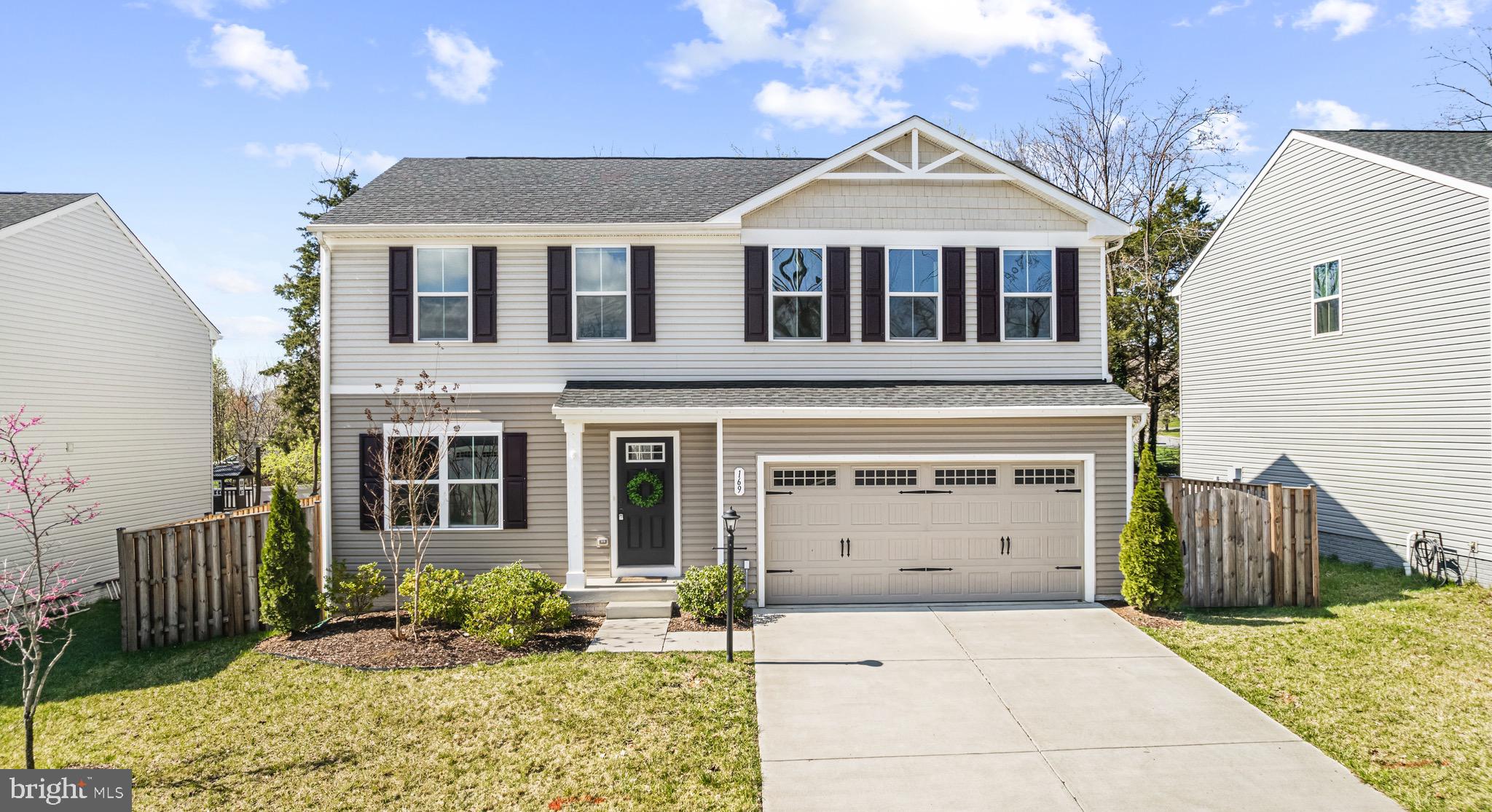 VILLAGES AT MIDDLETOWN - Residential