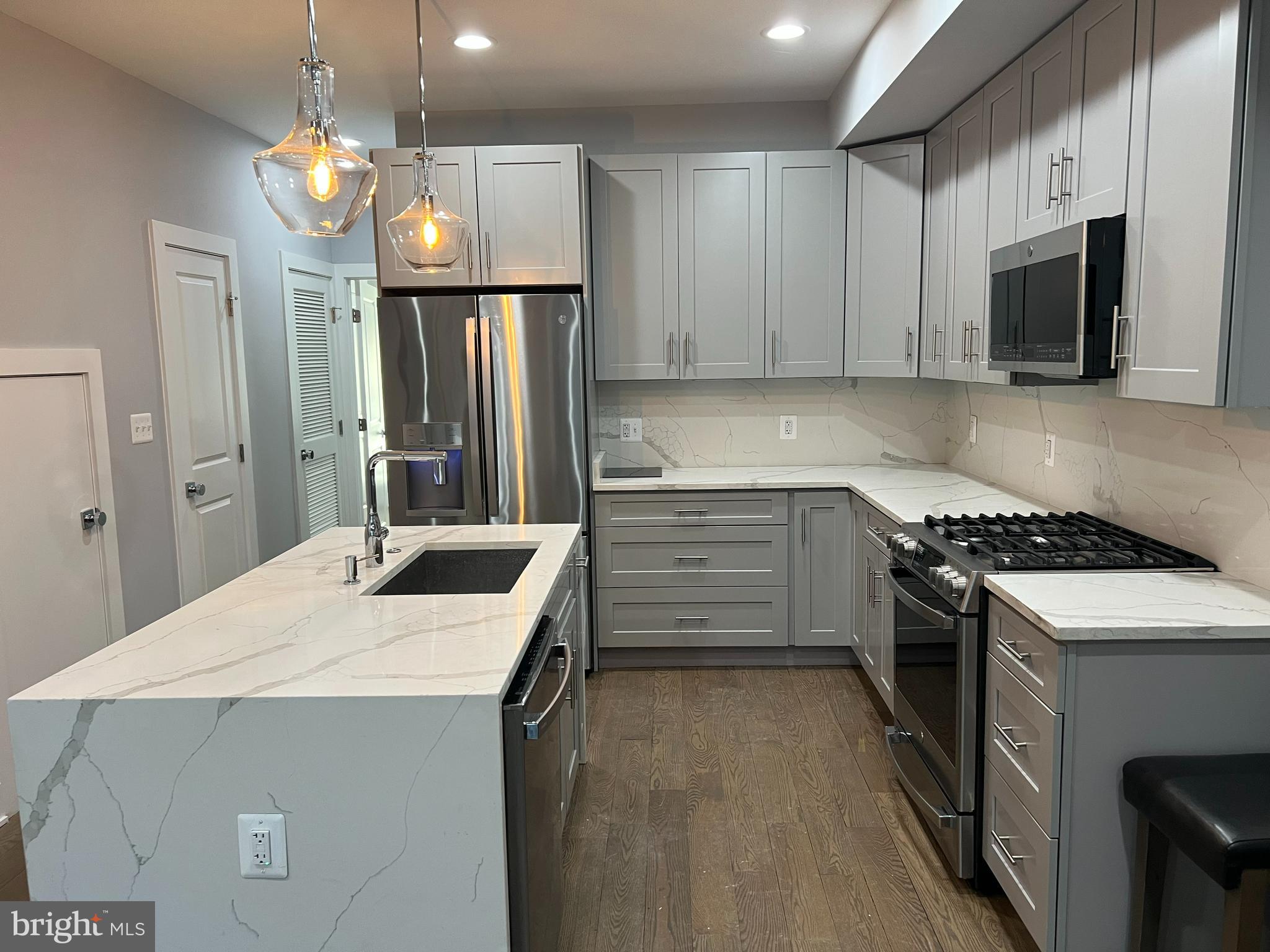 1253 MOUNT OLIVET ROAD NE 3