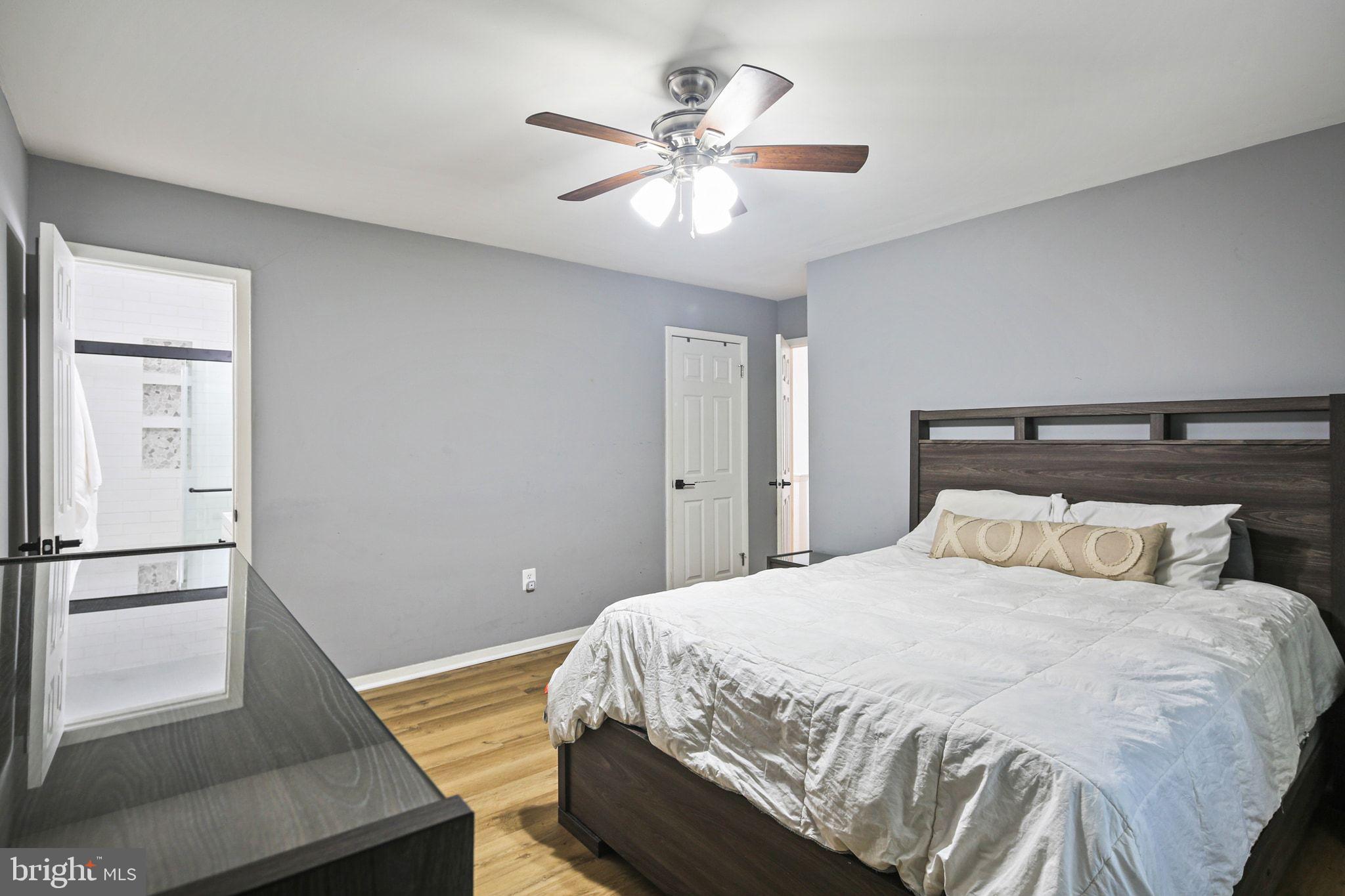 KIMBERLY WOODS VILLAGE - Residential