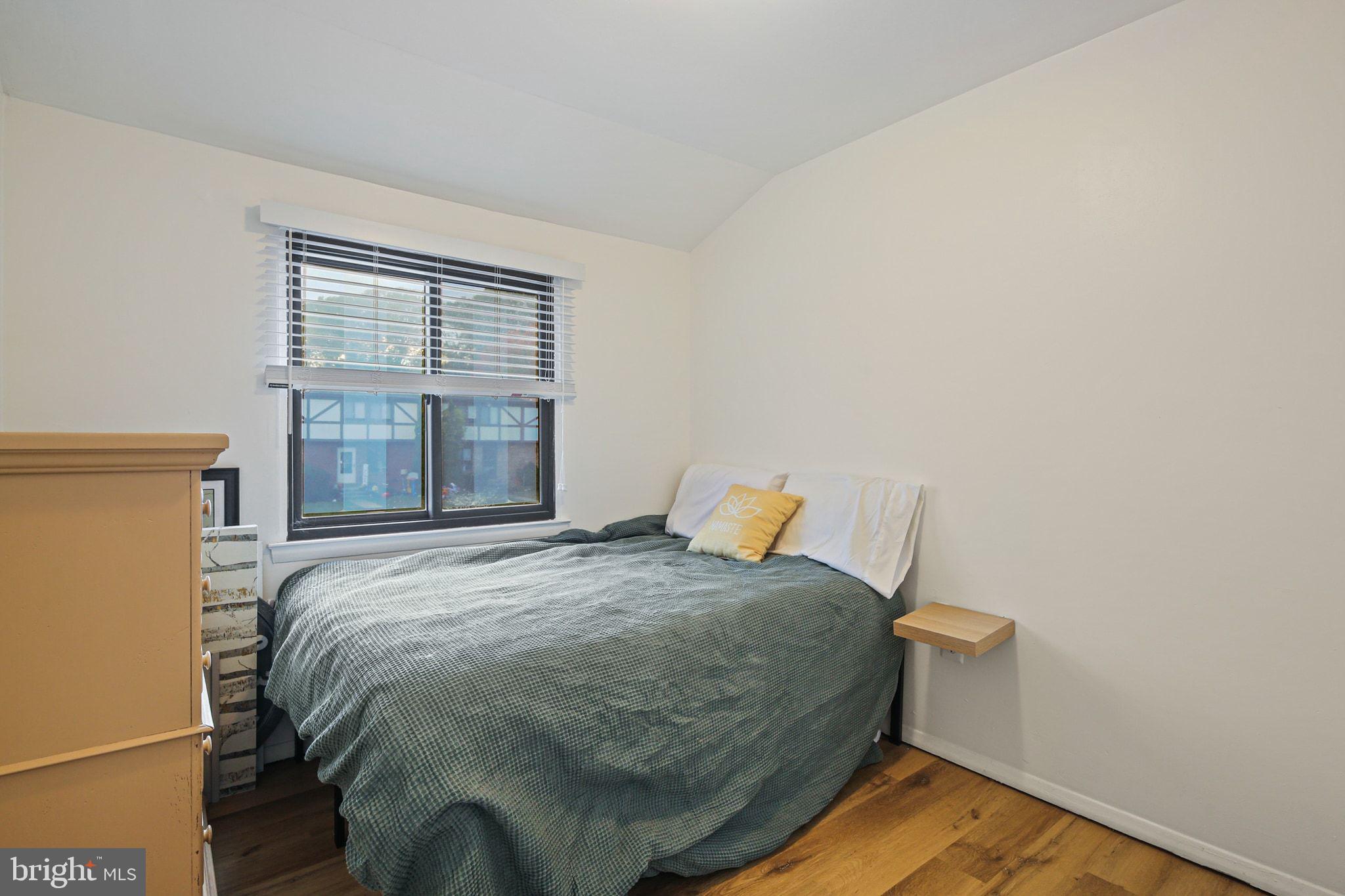 KIMBERLY WOODS VILLAGE - Residential